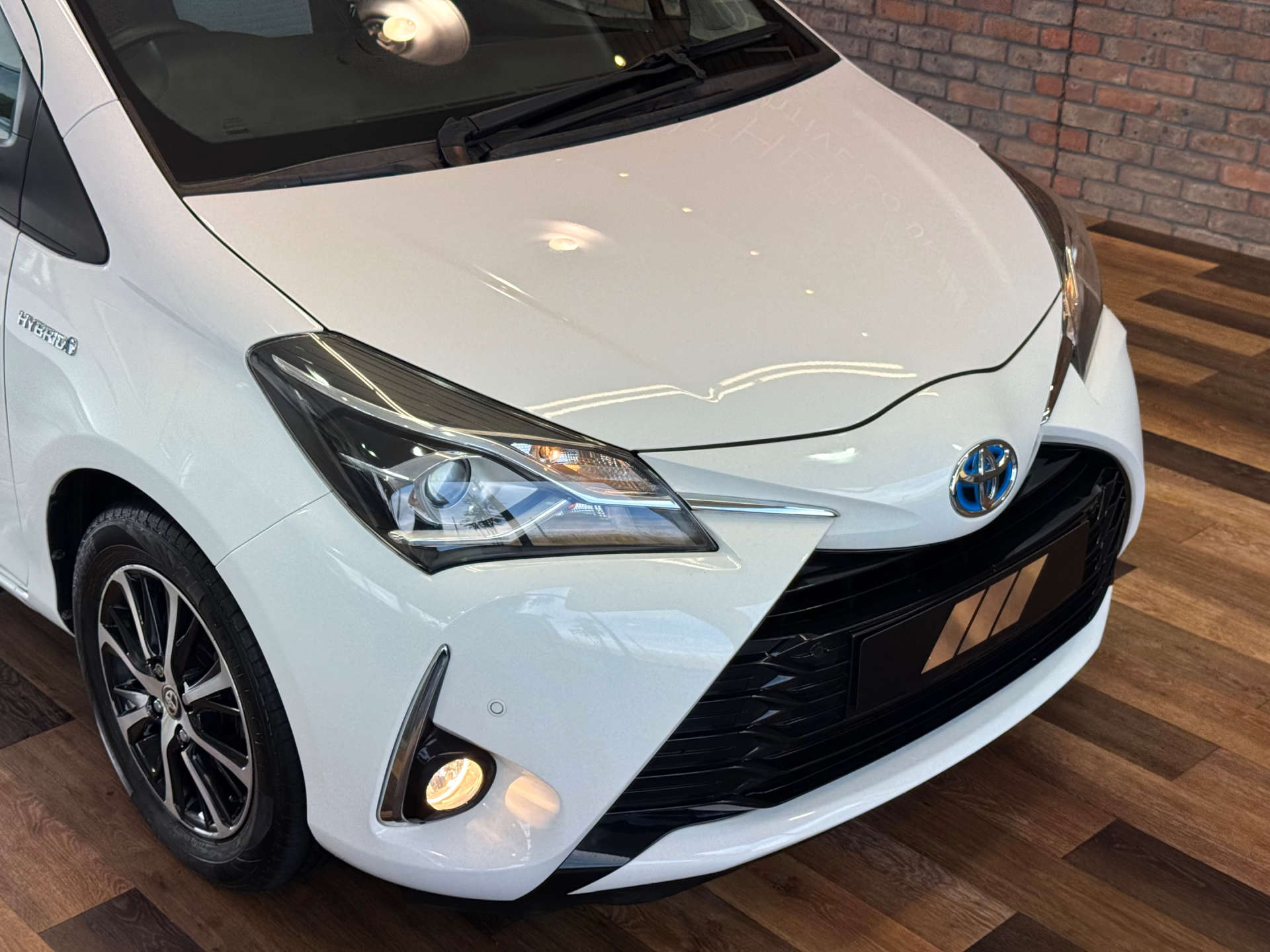 TOYOTA YARIS 1.5 Yaris Icon Tech VVT-i HEV CVT 5dr #13