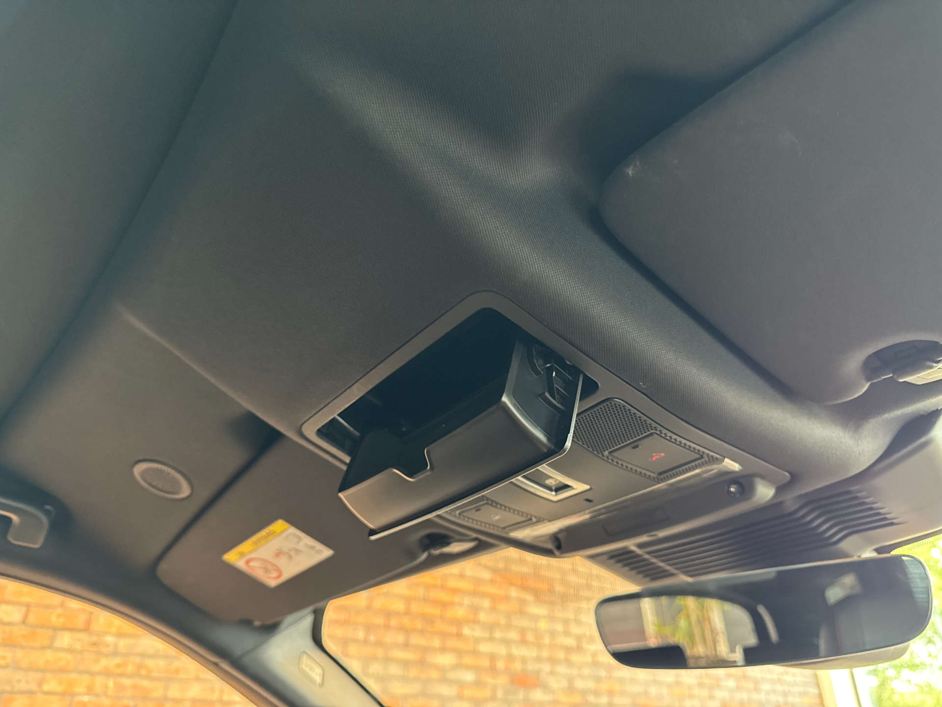 LAND ROVER DISCOVERY SPORT 2.0 Discovery Sport R-Dynamic S+ MHEV Auto 4WD 5dr #40