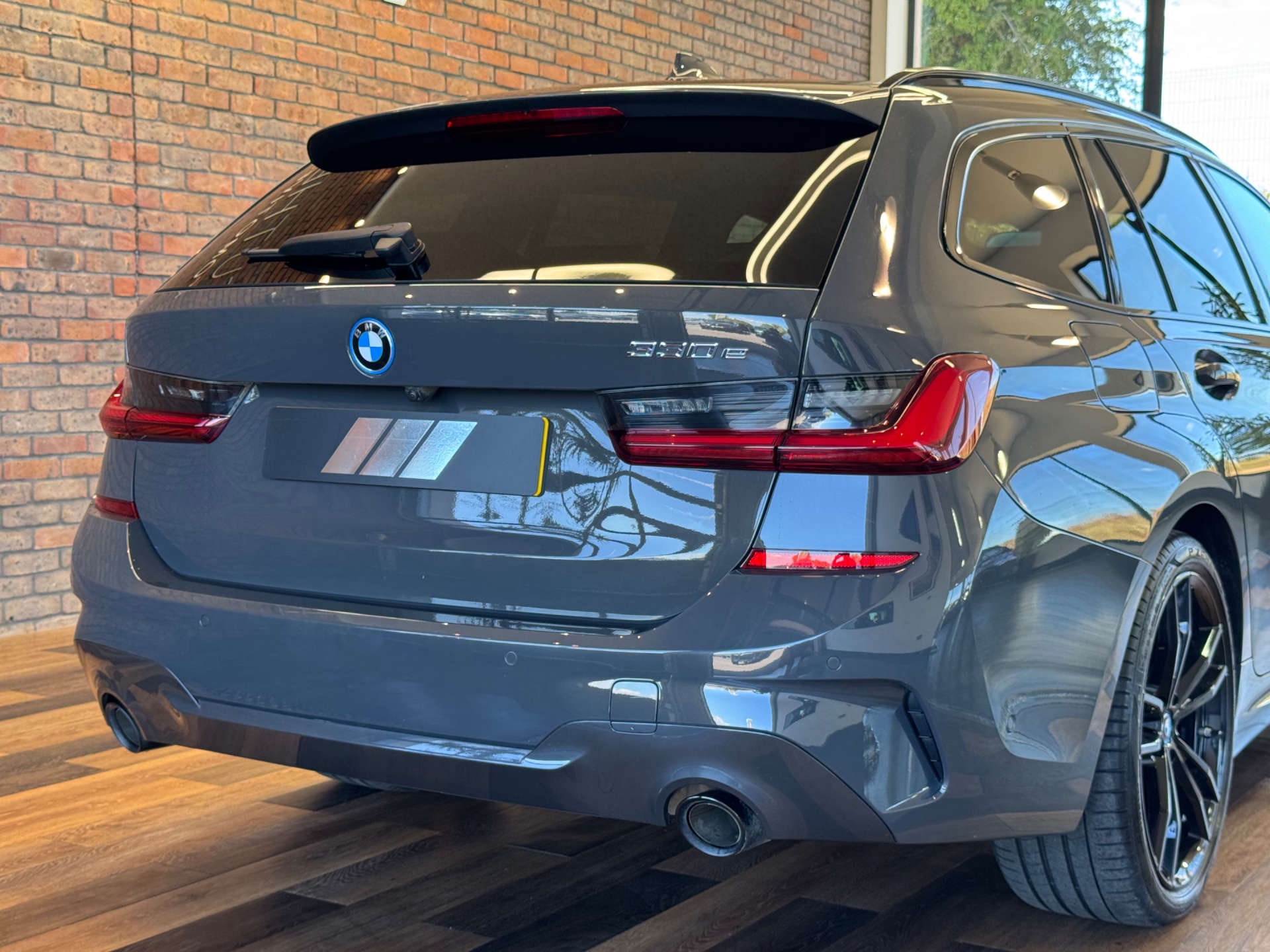BMW 3 SERIES 2.0 330e M Sport Professional Edition Auto 5dr #18