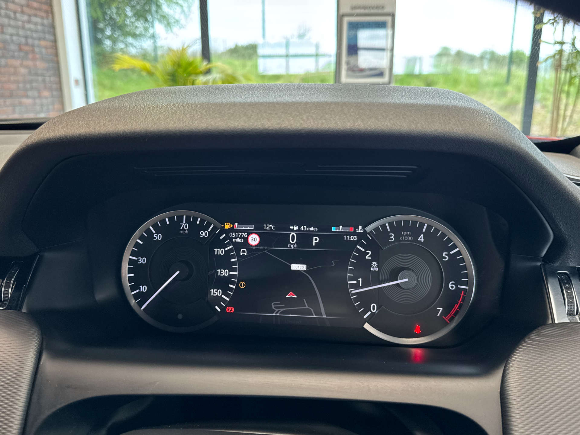 LAND ROVER DISCOVERY SPORT 2.0 Discovery Sport R-Dynamic S+ MHEV Auto 4WD 5dr #42