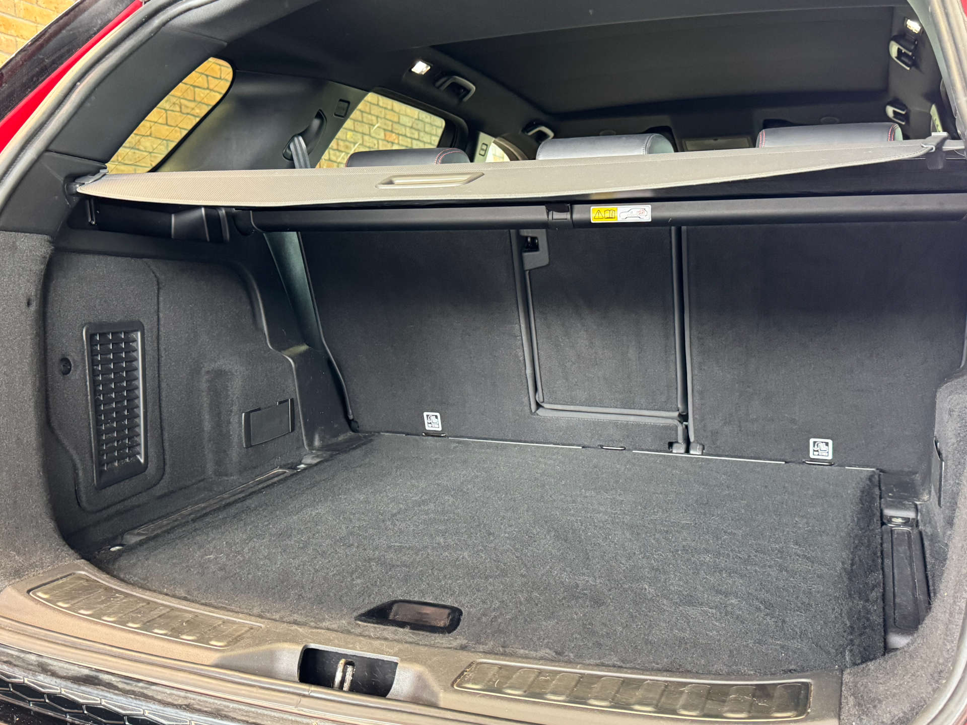 LAND ROVER DISCOVERY SPORT 2.0 Discovery Sport R-Dynamic S+ MHEV Auto 4WD 5dr #49