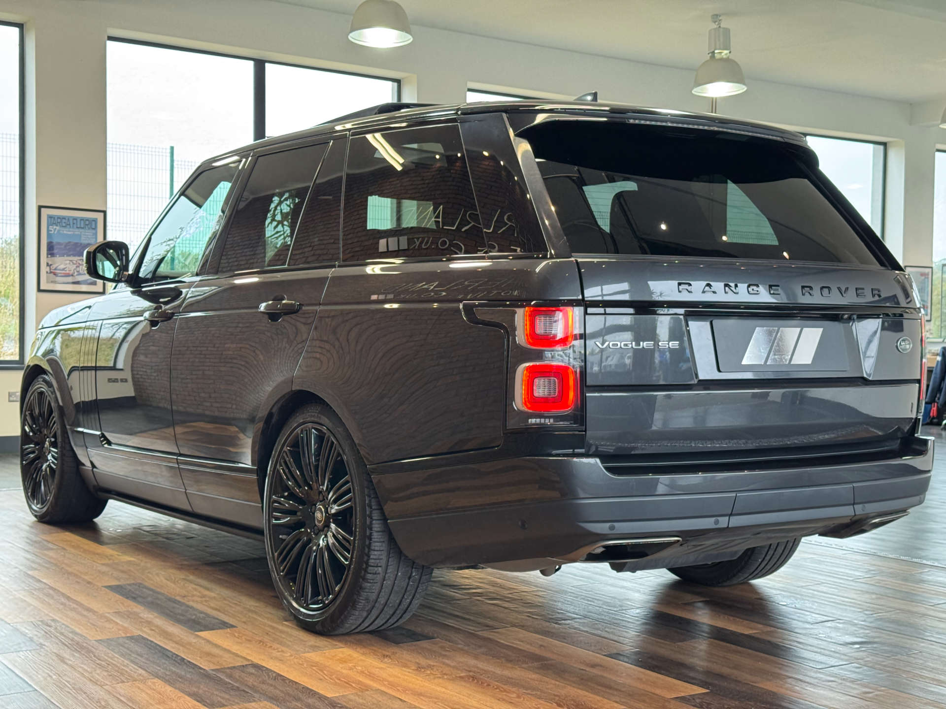 LAND ROVER RANGE ROVER 3.0 Range Rover Vogue SE TDV6 Auto 4WD 5dr #8