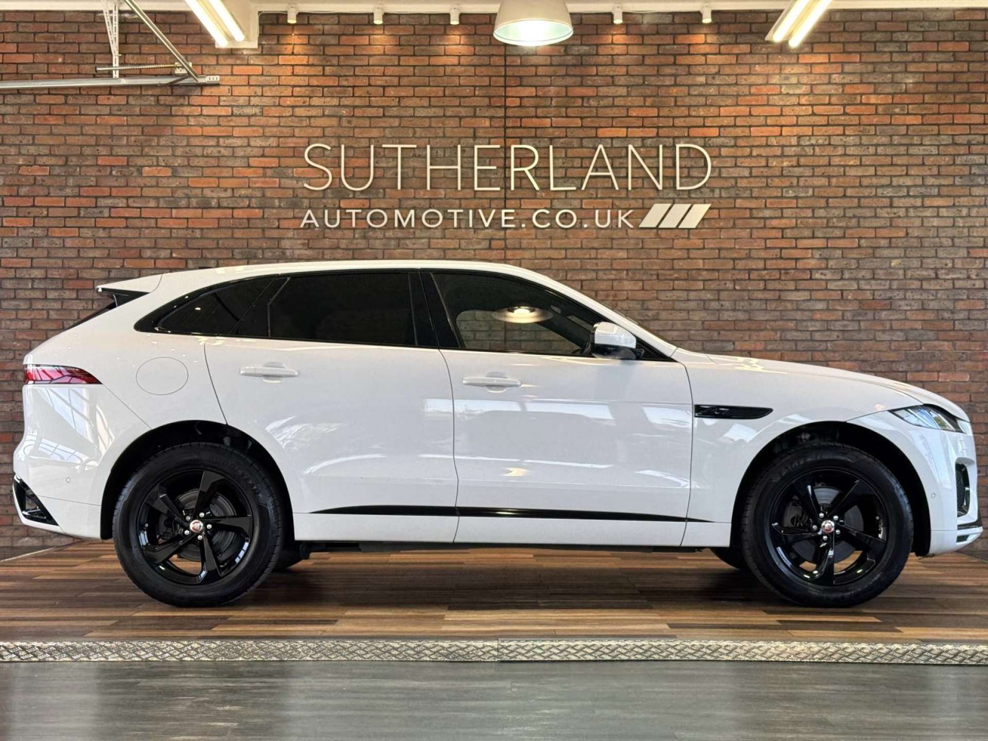 2021 Jaguar F-Pace thumbnail 5