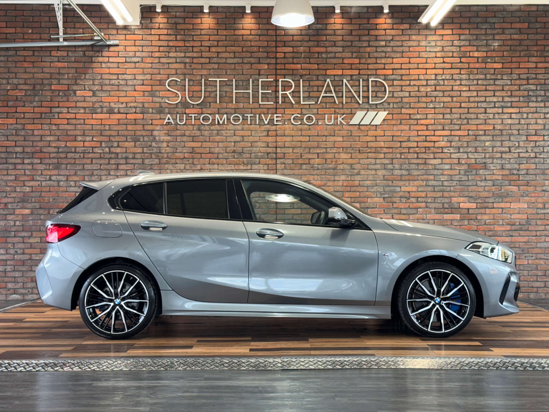 BMW 1 SERIES 1.5 118I M Sport Auto 5dr #2