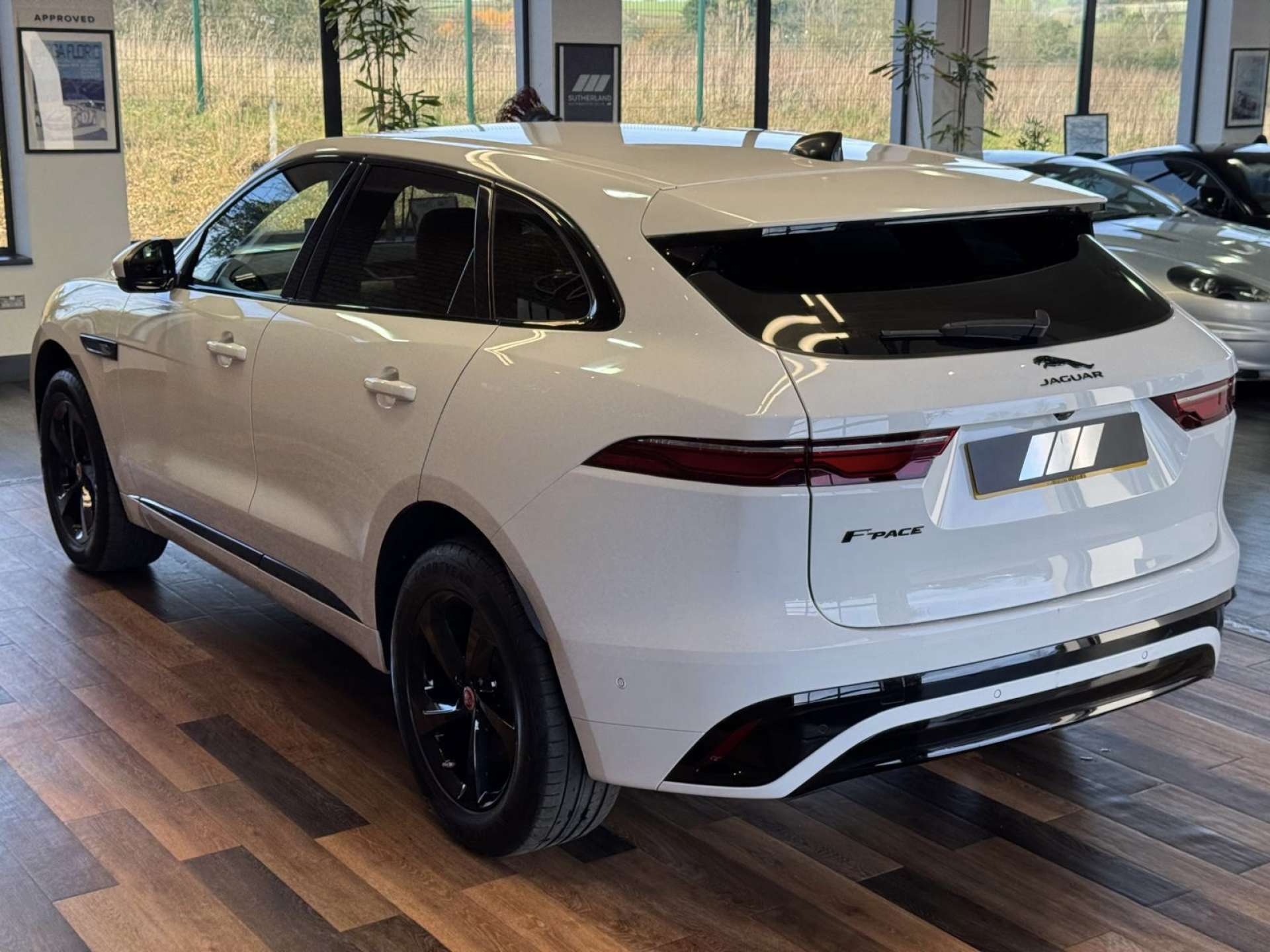2021 Jaguar F-Pace thumbnail 12