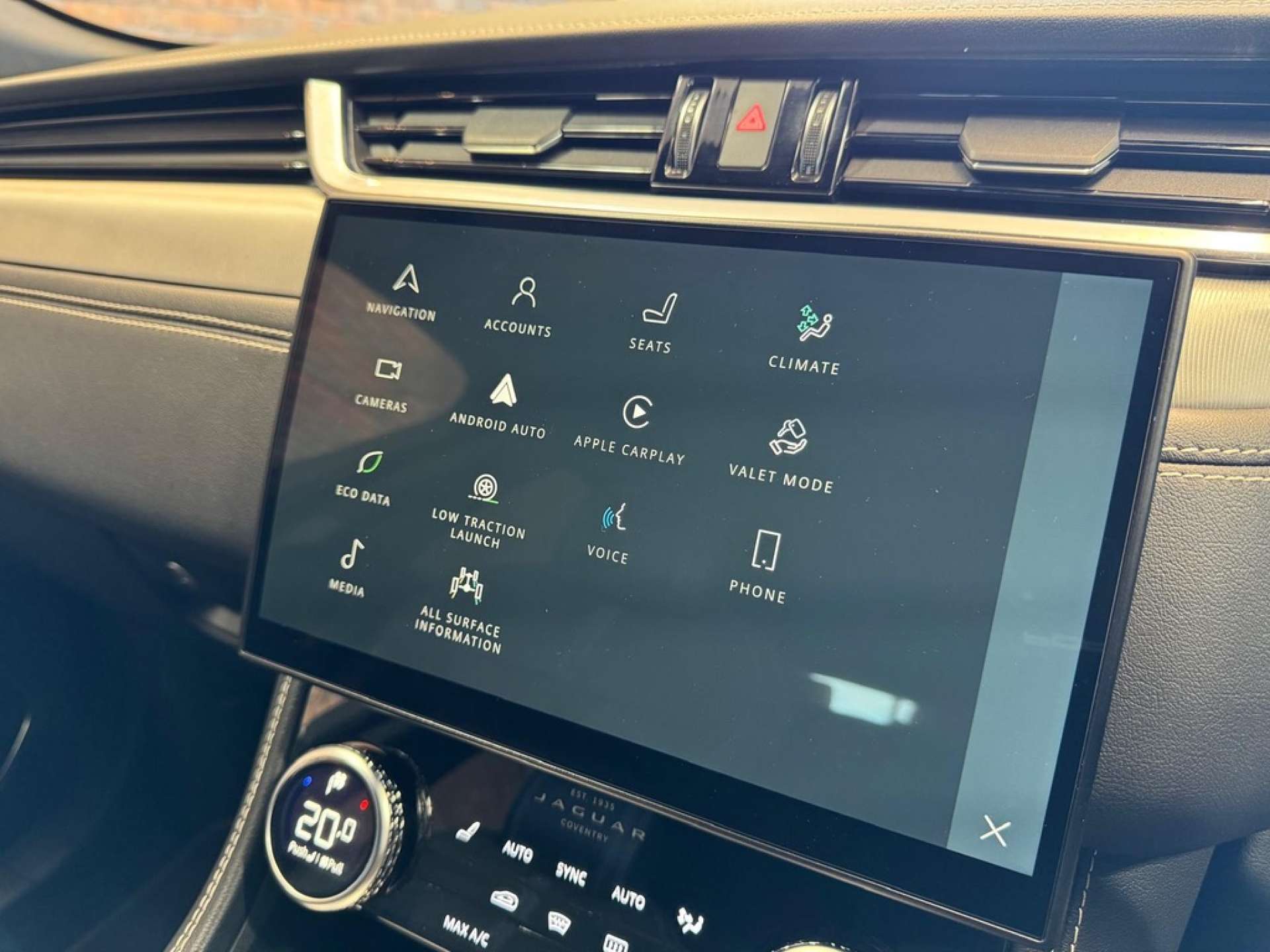 JAGUAR F-PACE 2.0 F-Pace R-Dynamic S D MHEV AWD Auto 4WD 5dr #28