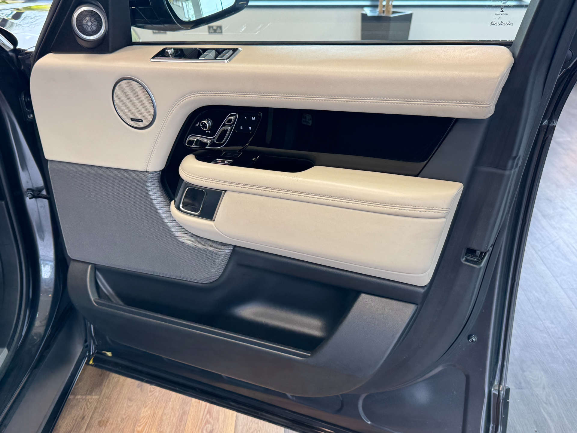 LAND ROVER RANGE ROVER 3.0 Range Rover Vogue SE TDV6 Auto 4WD 5dr #41