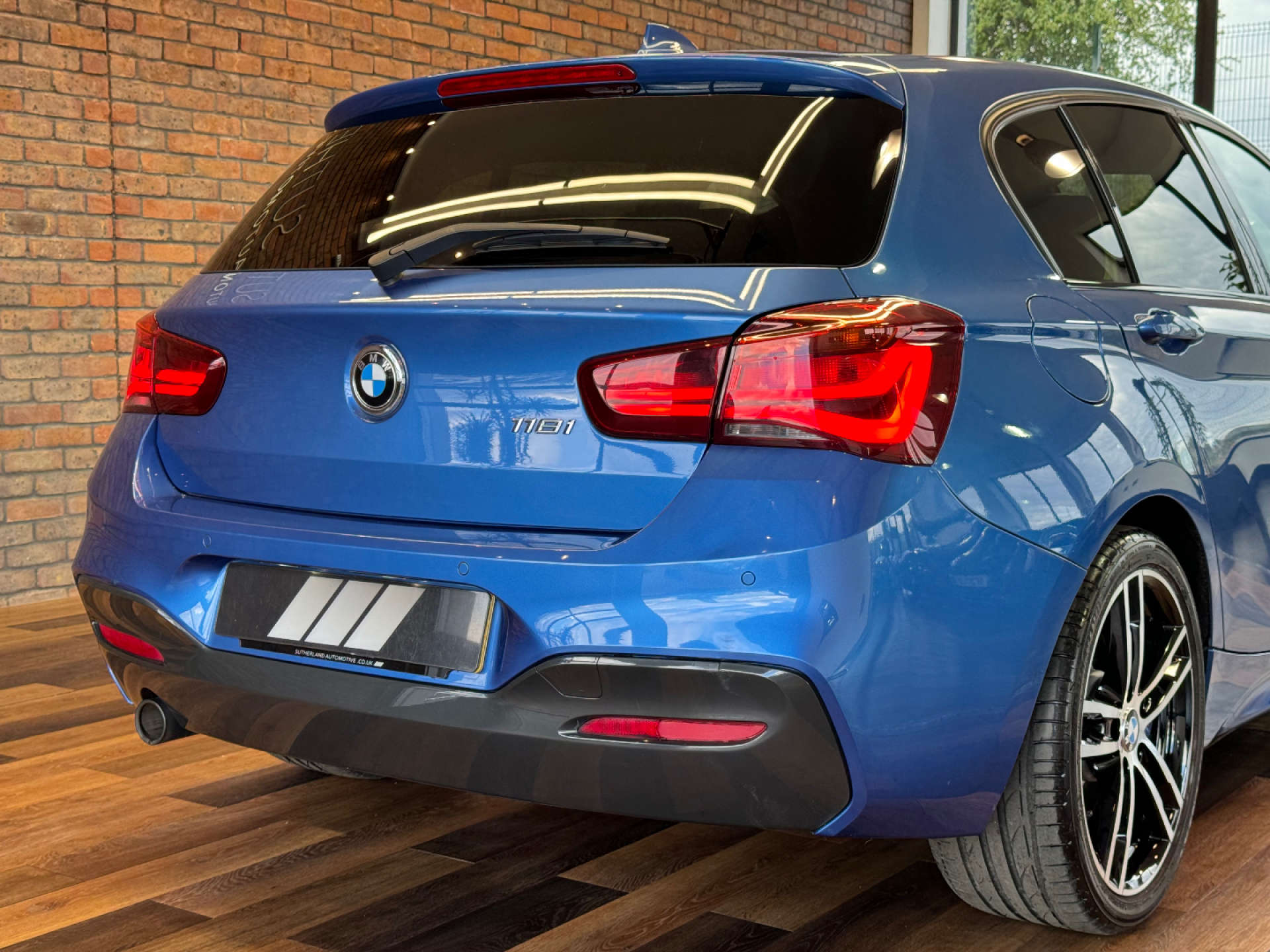BMW 1 SERIES 1.5 118i M Sport Shadow Edition Auto 5dr #21