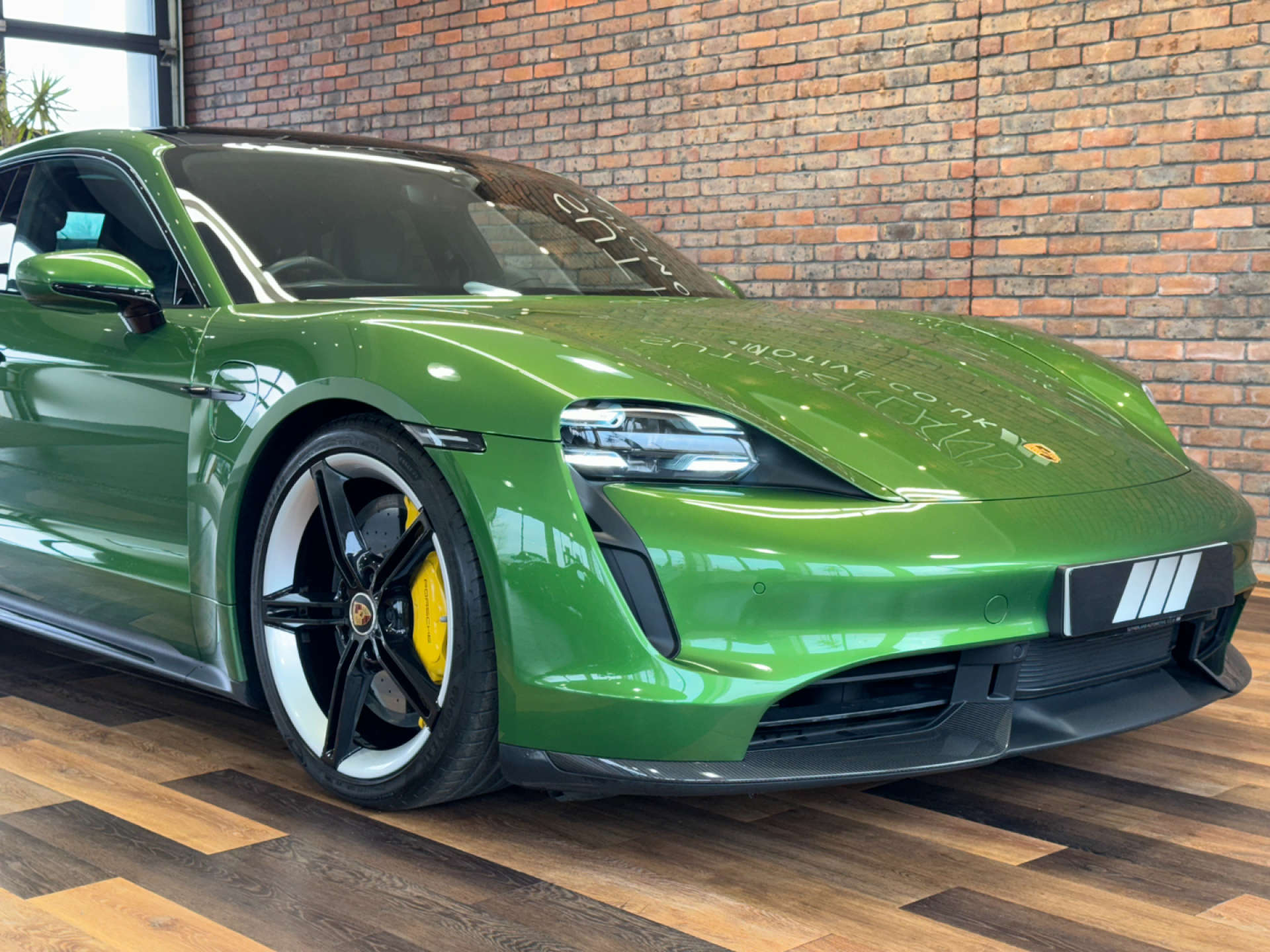 PORSCHE TAYCAN Taycan T S 4WD 4dr #18