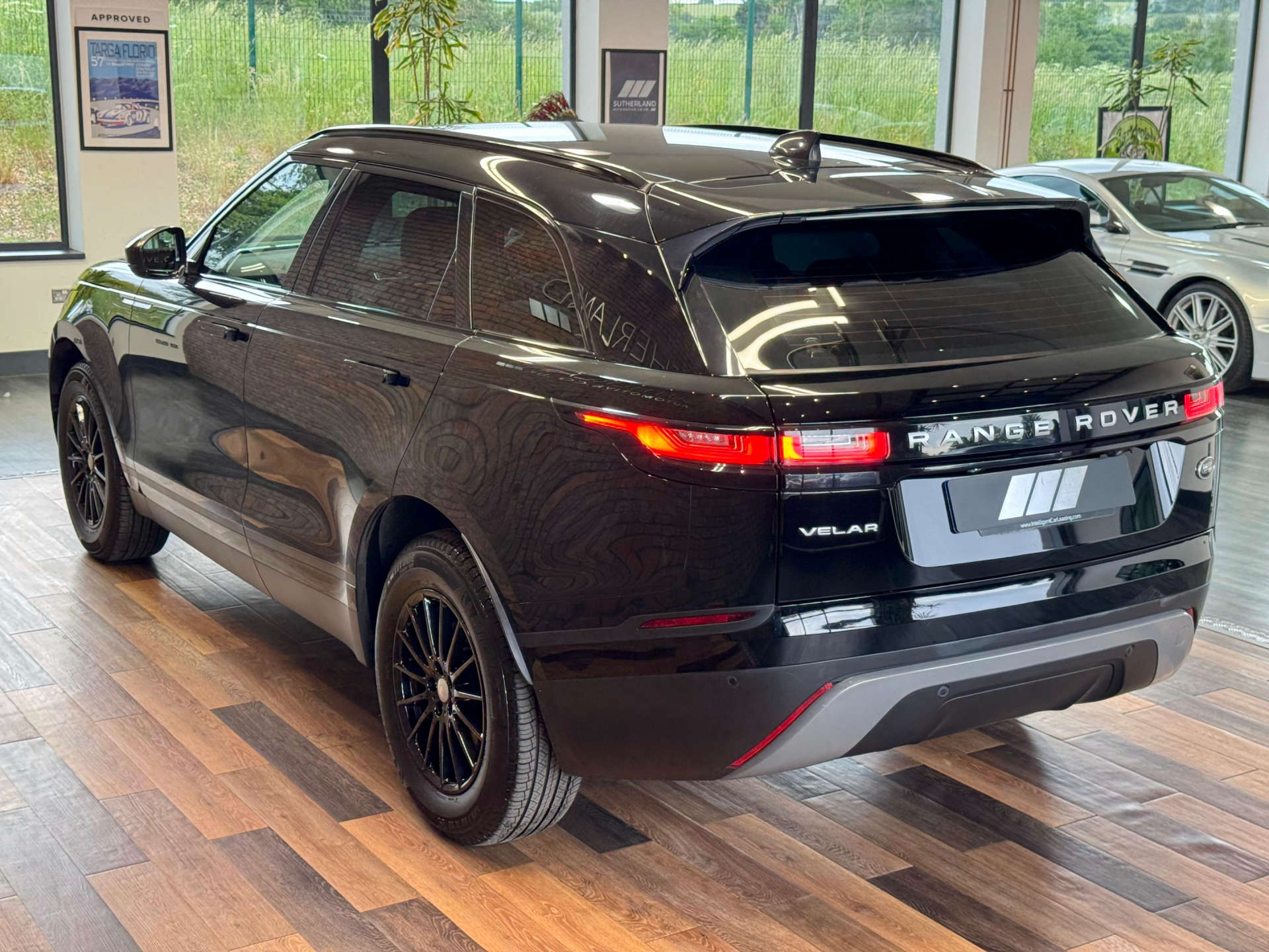 LAND ROVER RANGE ROVER VELAR 2.0 Range Rover Velar D180 Auto 4WD 5dr #6