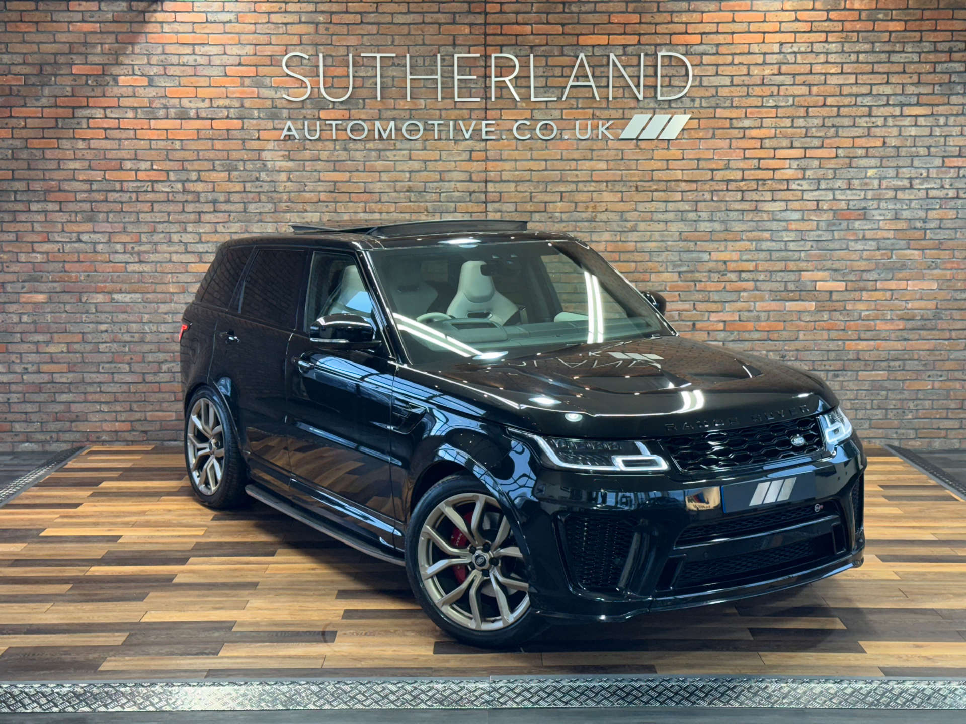 LAND ROVER RANGE ROVER SPORT 5.0 Range Rover Sport SVR S/C Auto 4WD 5dr #1