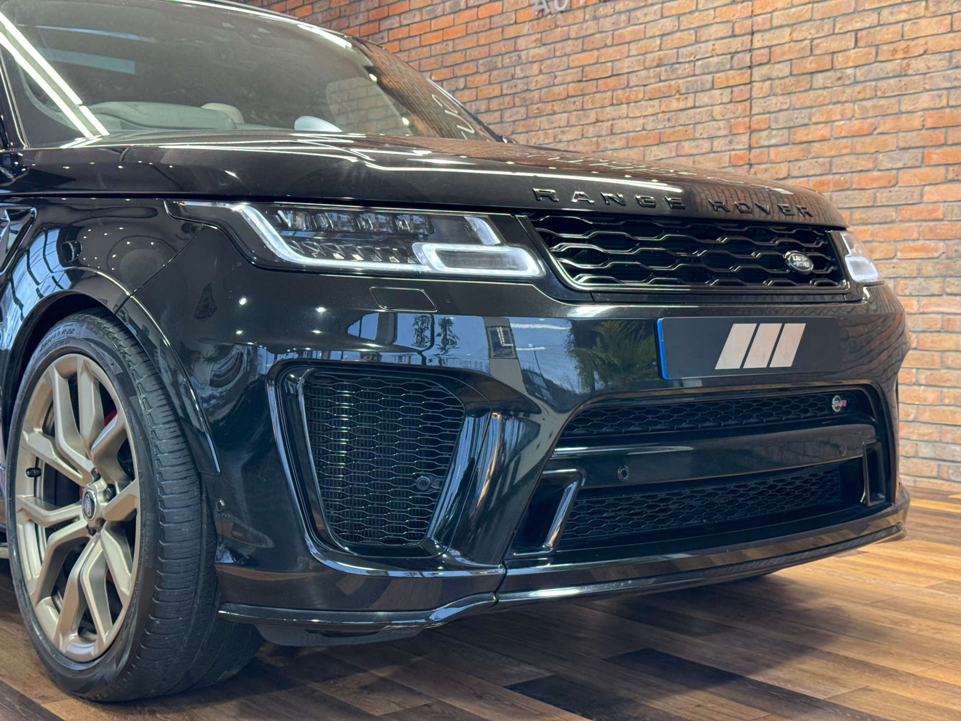 LAND ROVER RANGE ROVER SPORT 5.0 Range Rover Sport SVR S/C Auto 4WD 5dr #10