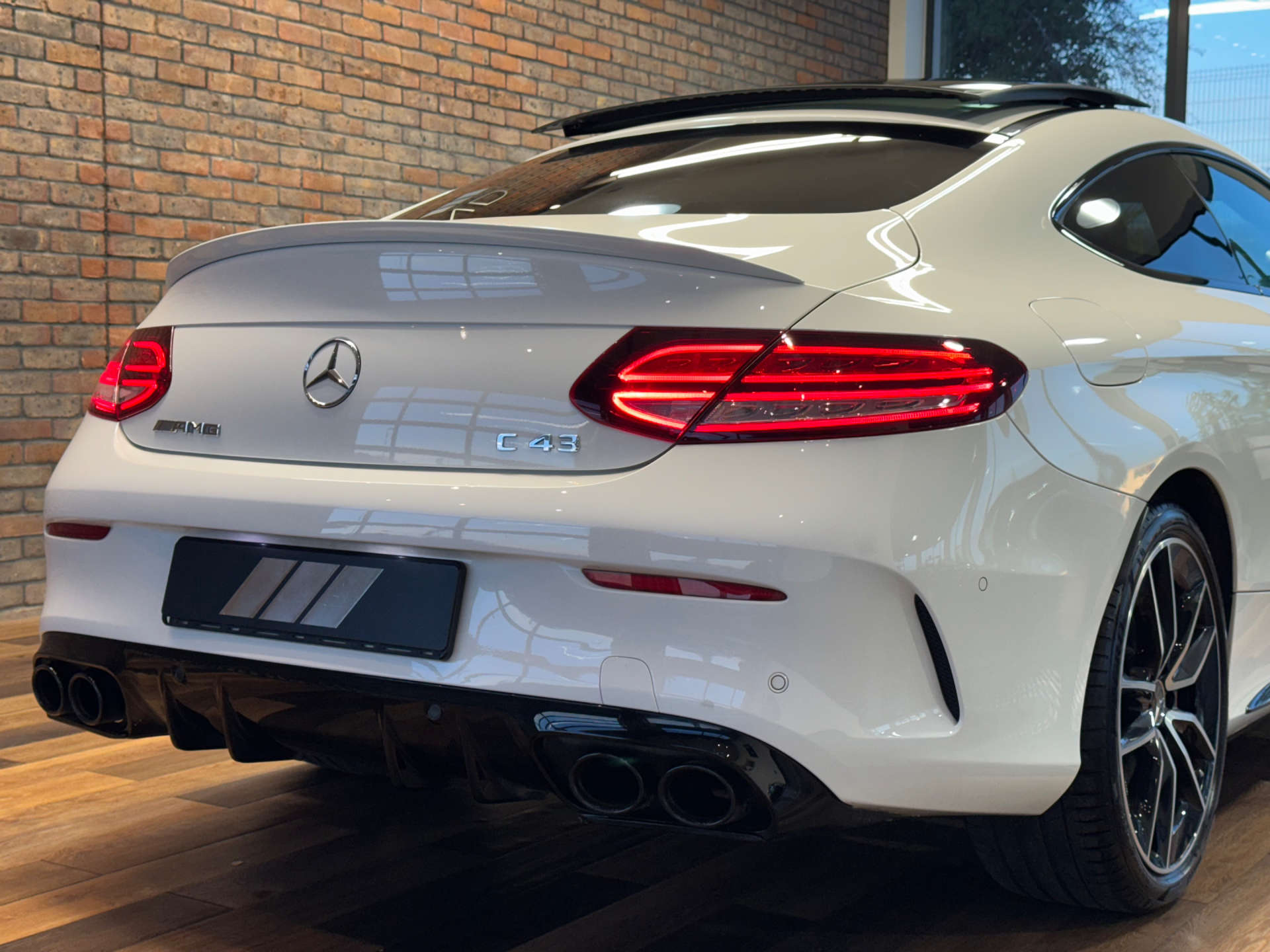 MERCEDES-BENZ C-CLASS 3.0 AMG C 43 Night Edition Premium+ 4Matic Auto 4WD 2dr #15