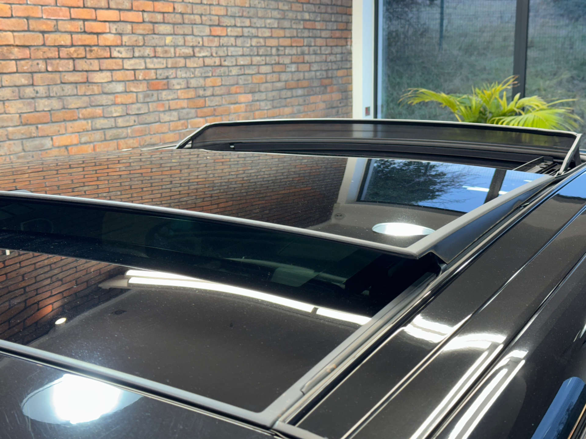 LAND ROVER RANGE ROVER SPORT 5.0 Range Rover Sport SVR S/C Auto 4WD 5dr #14