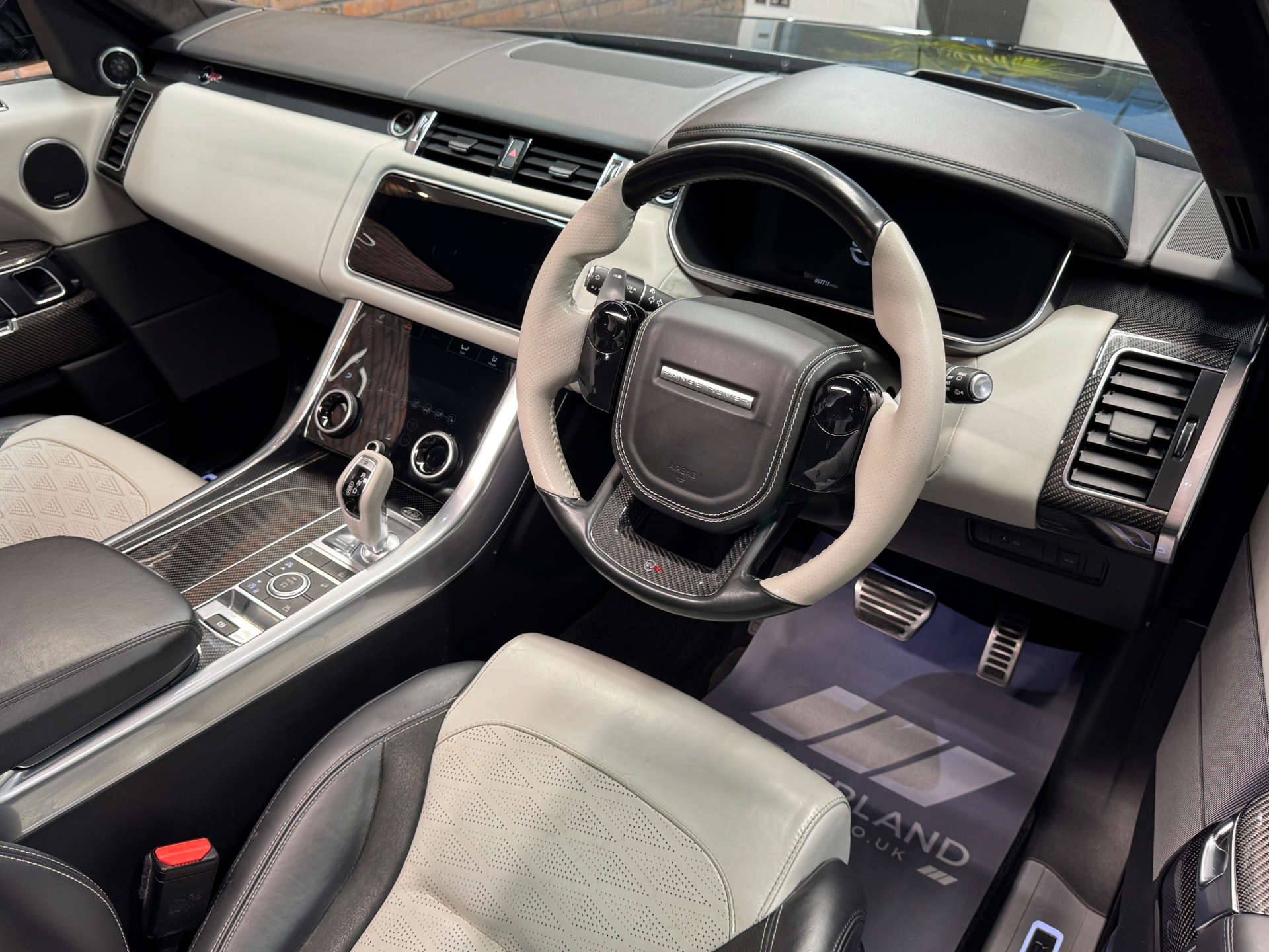 LAND ROVER RANGE ROVER SPORT 5.0 Range Rover Sport SVR S/C Auto 4WD 5dr #26