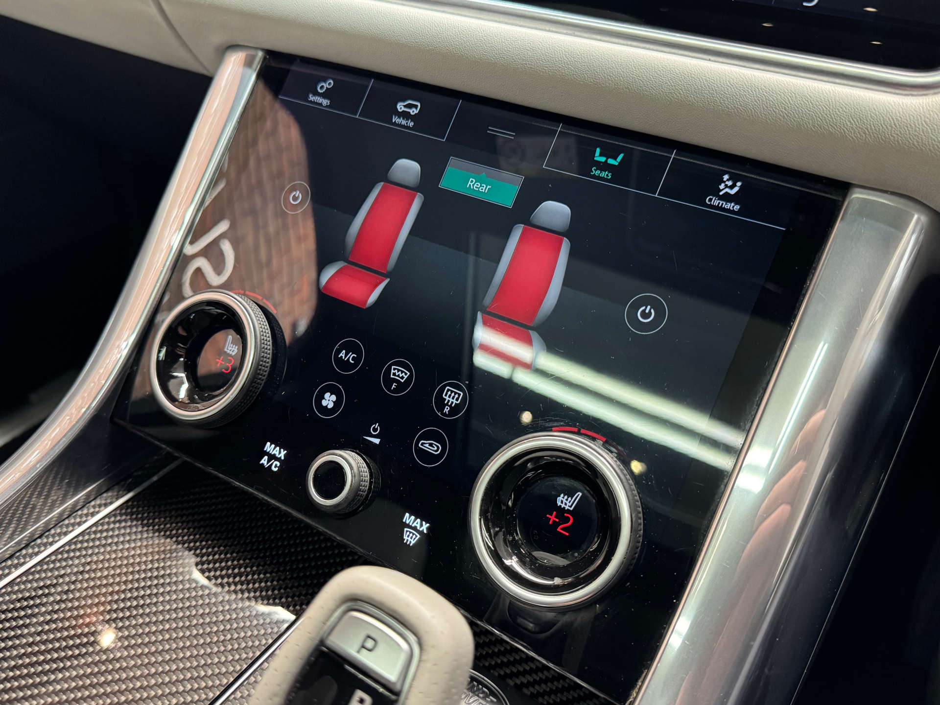 LAND ROVER RANGE ROVER SPORT 5.0 Range Rover Sport SVR S/C Auto 4WD 5dr #39