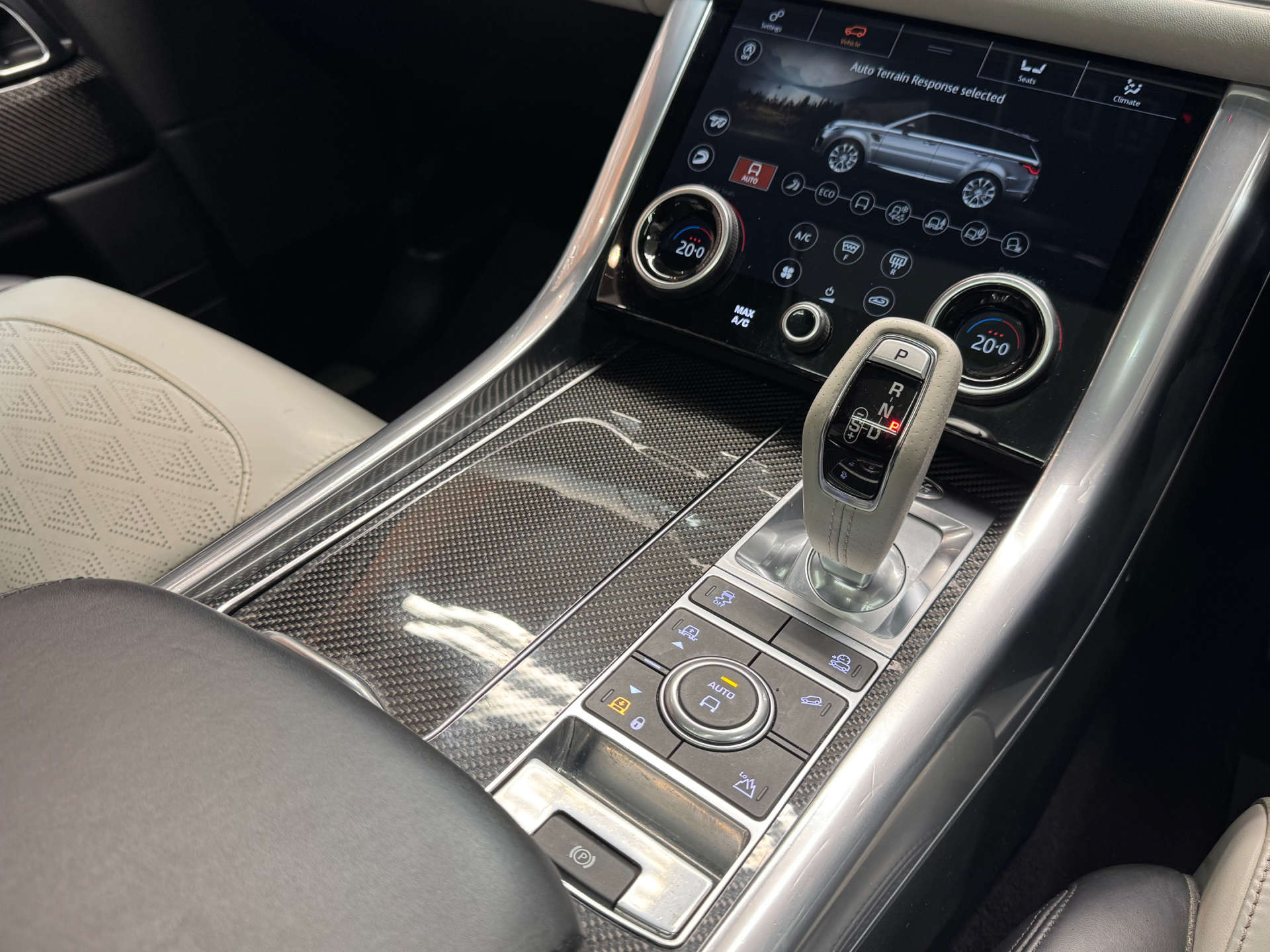 LAND ROVER RANGE ROVER SPORT 5.0 Range Rover Sport SVR S/C Auto 4WD 5dr #41