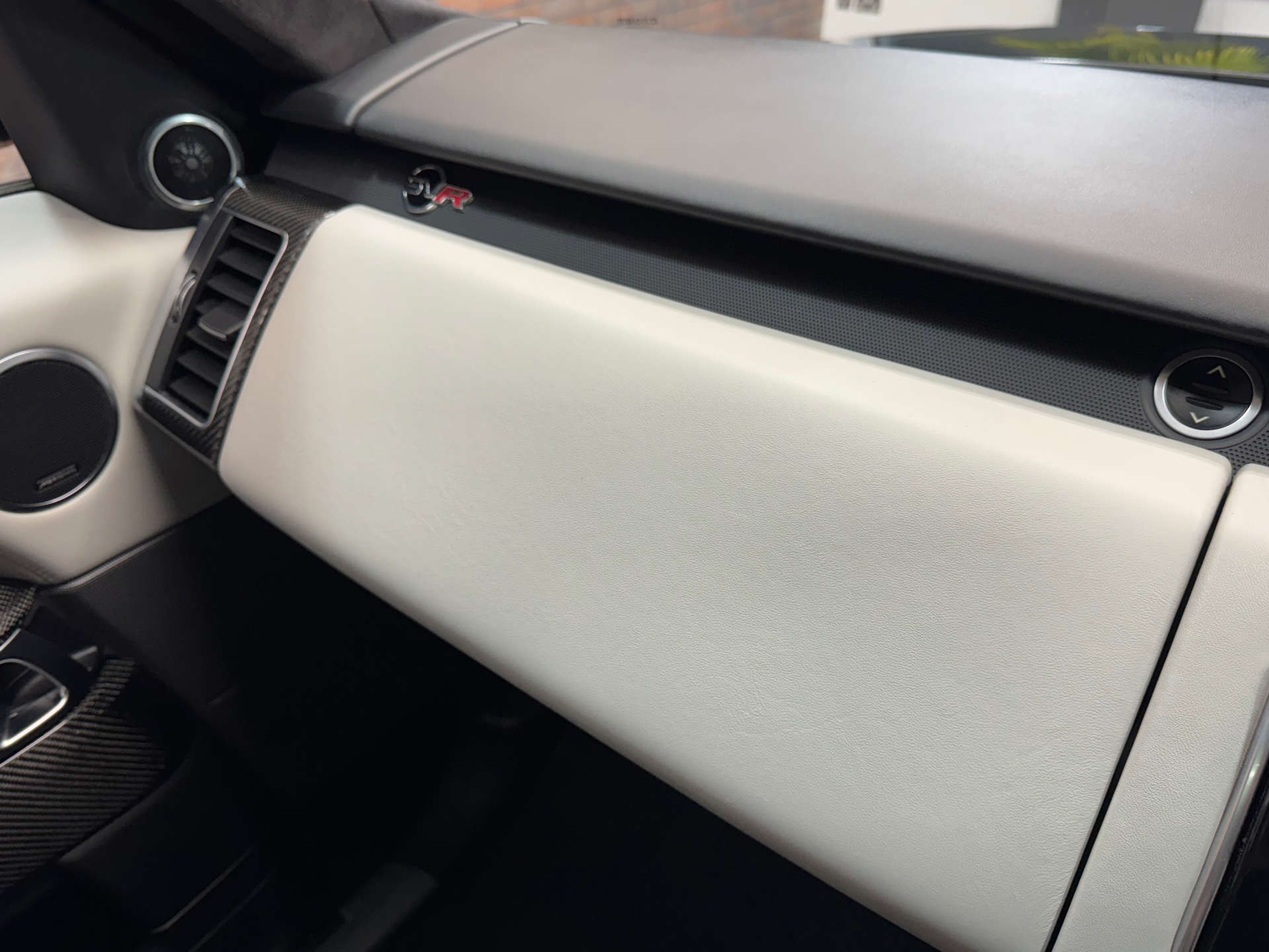 LAND ROVER RANGE ROVER SPORT 5.0 Range Rover Sport SVR S/C Auto 4WD 5dr #46