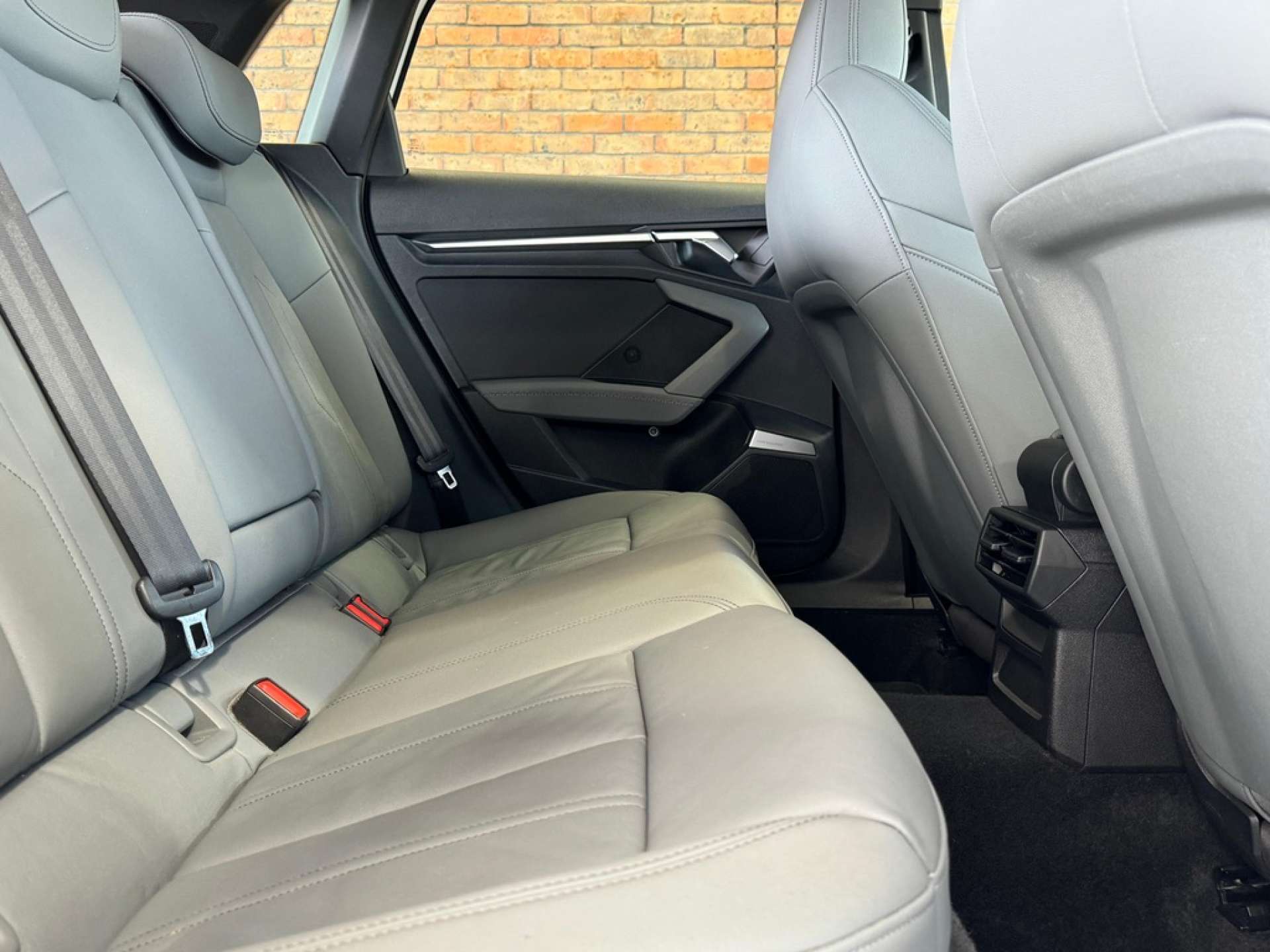 AUDI A3 1.5 A3 Sportback 35 TFSI MHEV S Line Semi-Auto 5dr #29