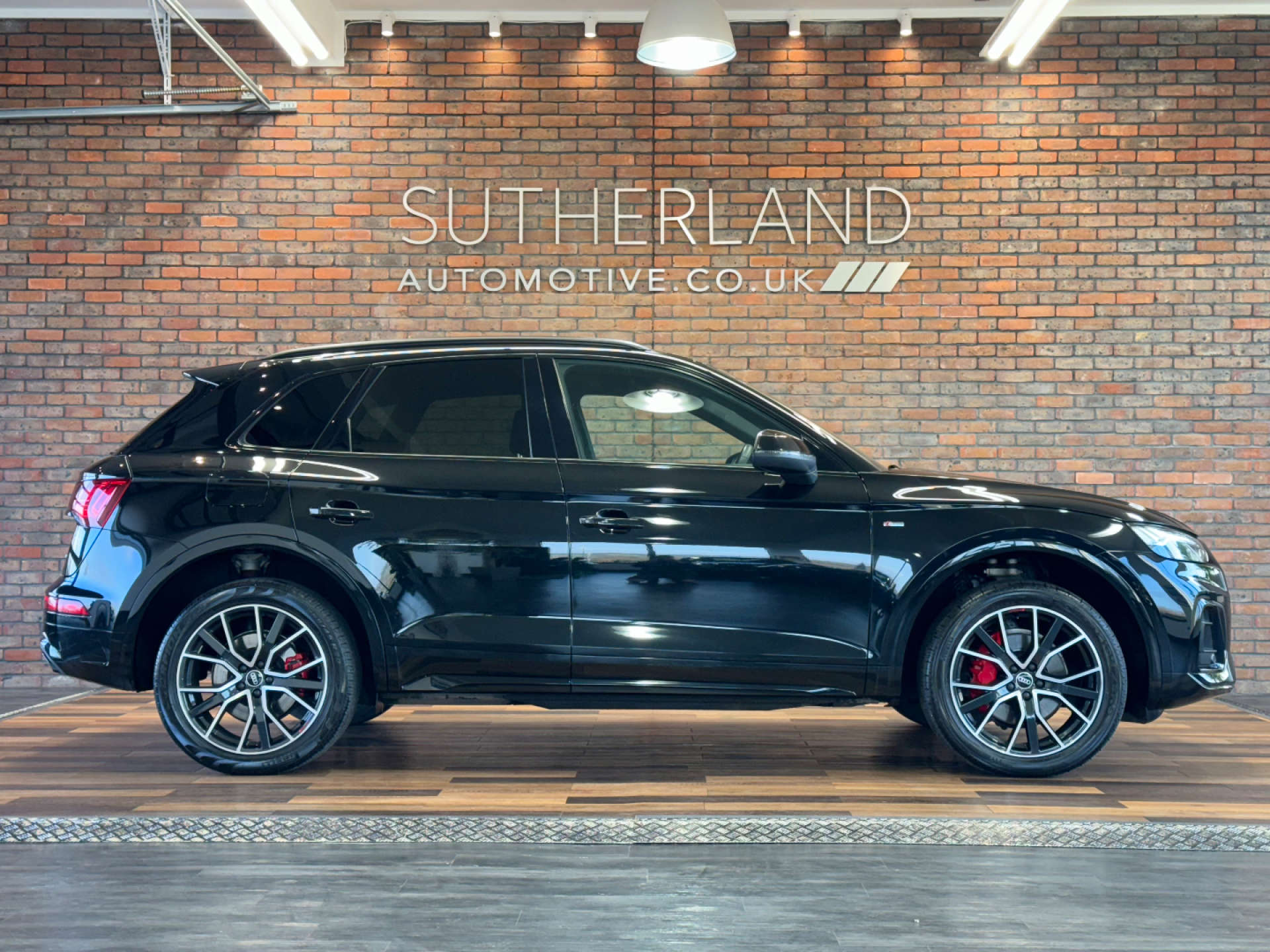 AUDI Q5 2.0 Q5 S Line Edition 1 40 TDI MHEV Quattro Semi-Auto 4WD 5dr #2