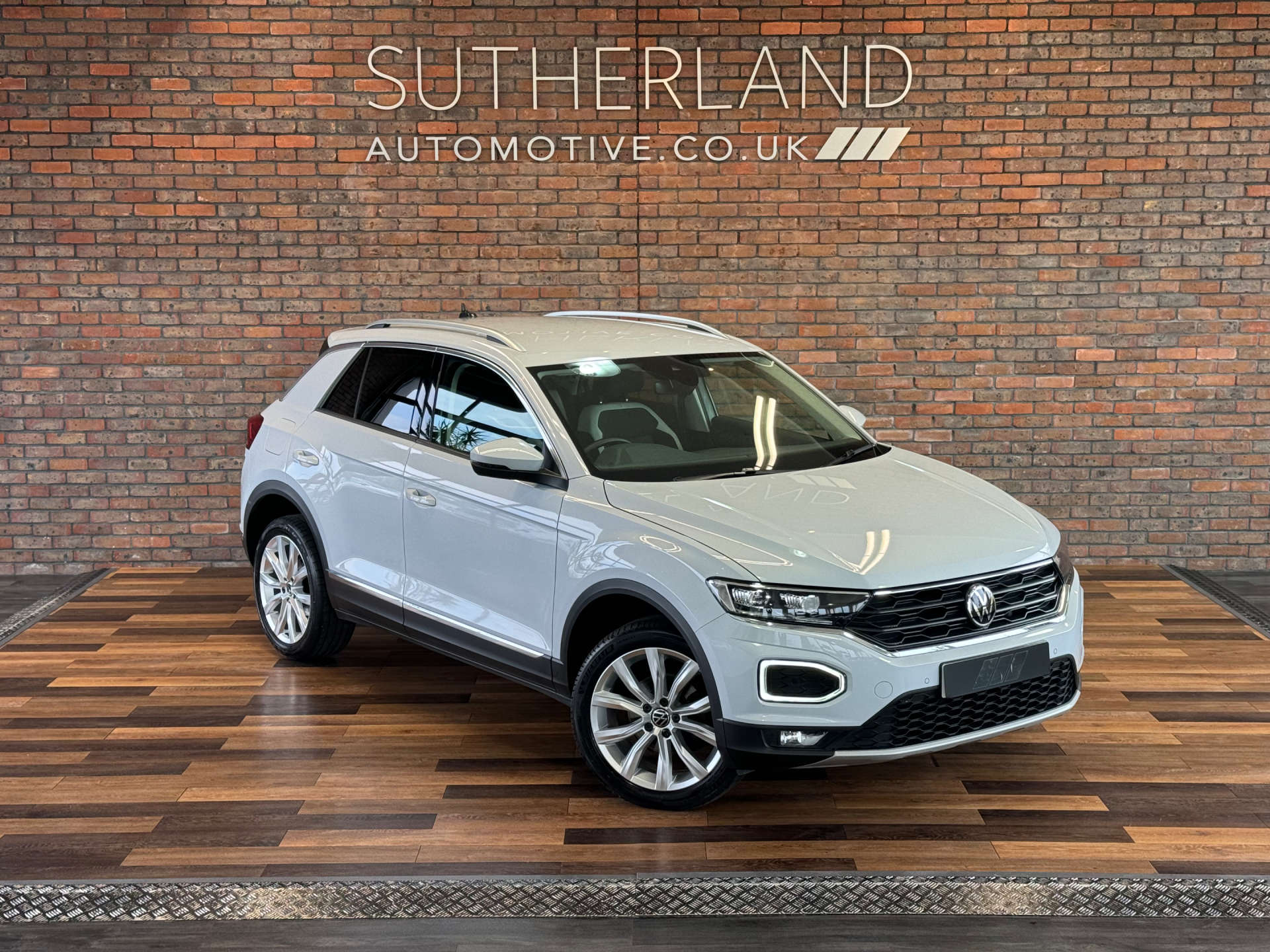 VOLKSWAGEN T-ROC 1.5 T-Roc SEL TSI Evo 5dr #1