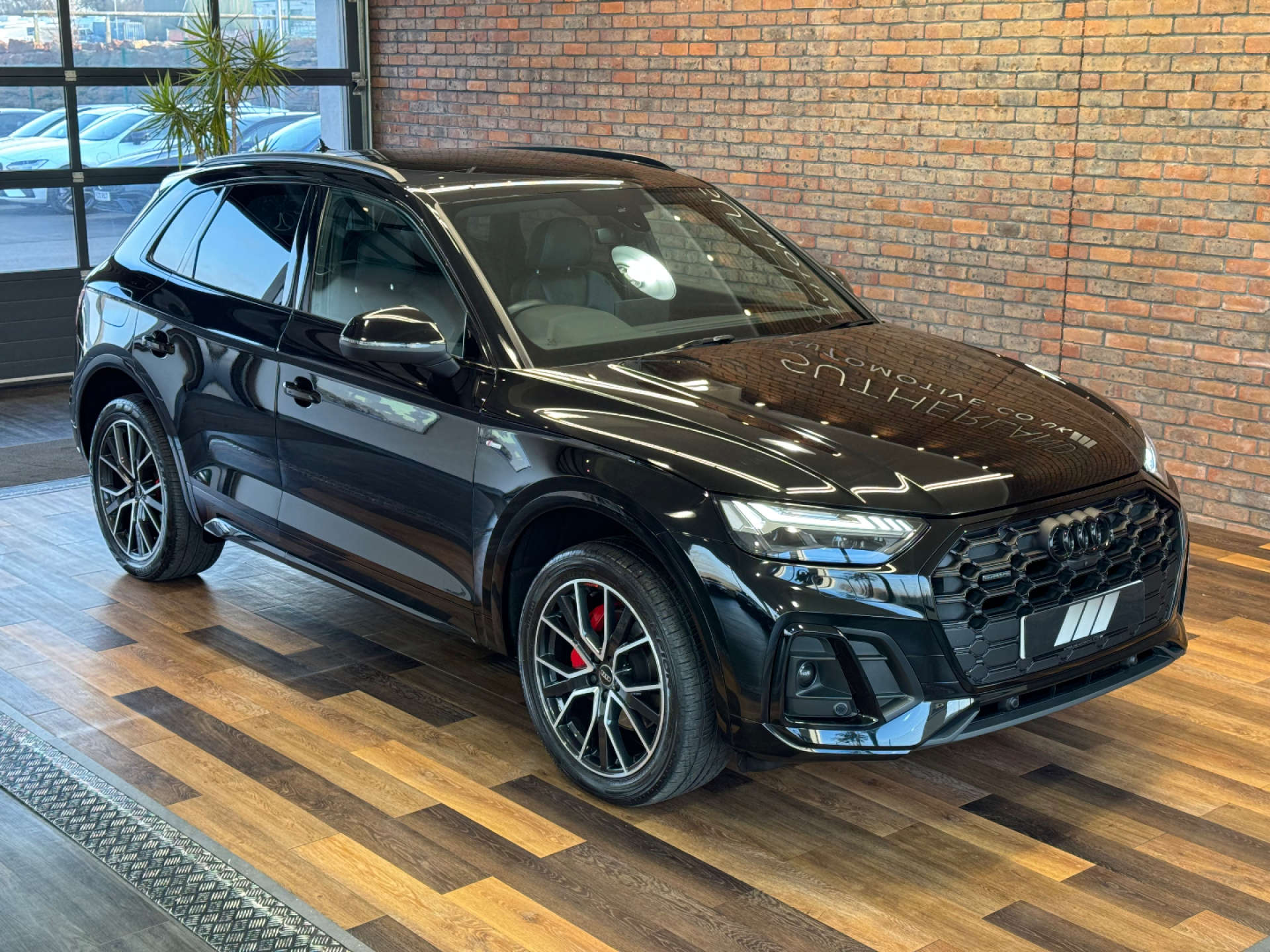 AUDI Q5 2.0 Q5 S Line Edition 1 40 TDI MHEV Quattro Semi-Auto 4WD 5dr #5