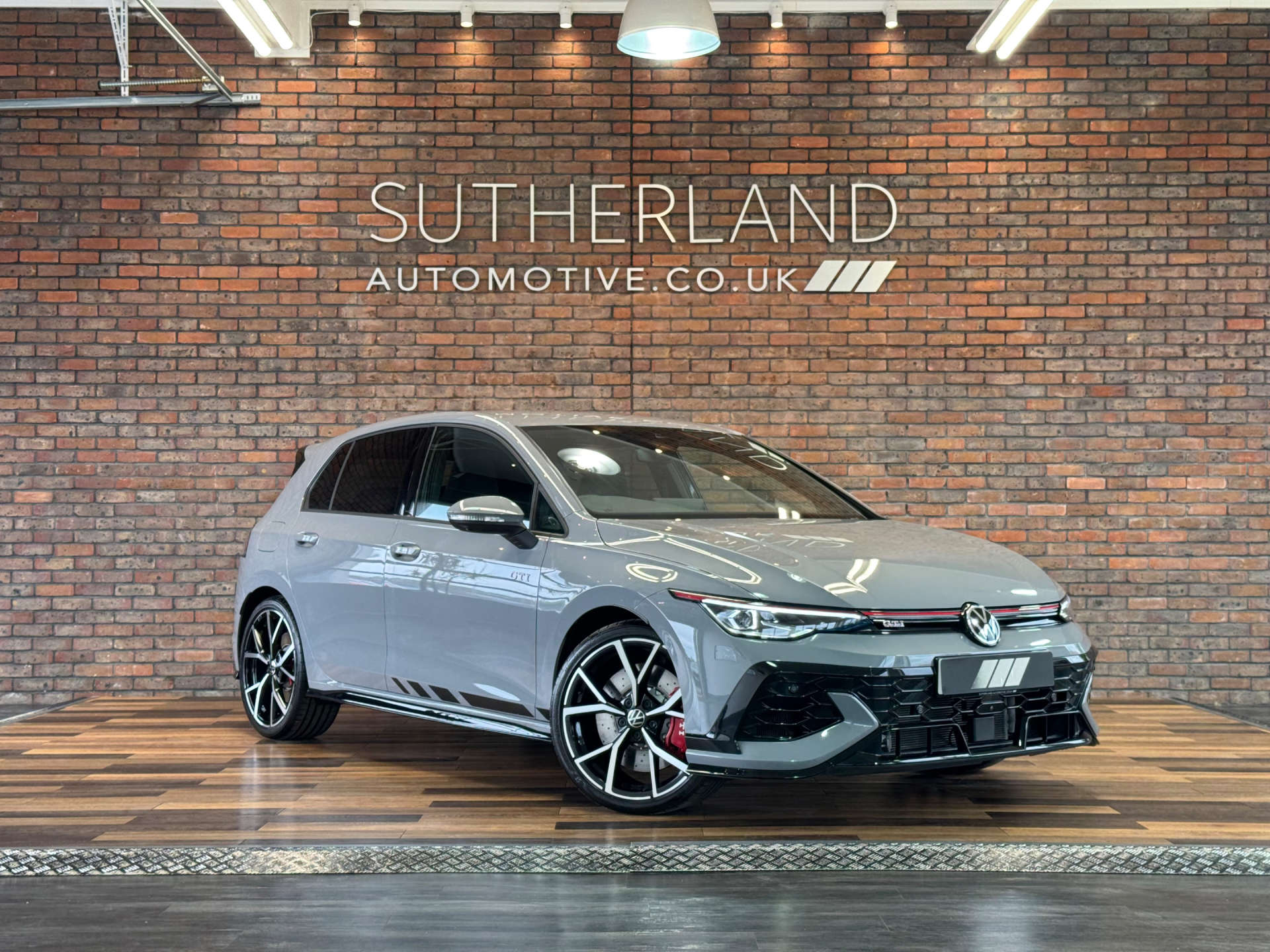 VOLKSWAGEN GOLF 2.0 Golf GTi Clubsport TSi Semi-Auto 5dr #0
