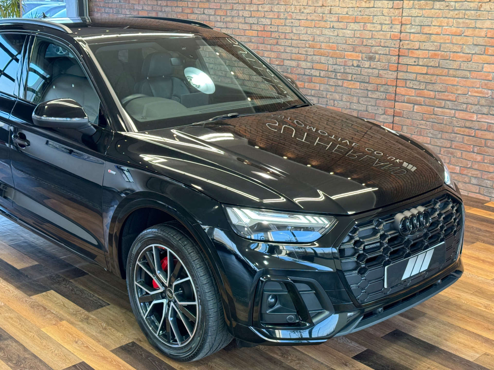 AUDI Q5 2.0 Q5 S Line Edition 1 40 TDI MHEV Quattro Semi-Auto 4WD 5dr #16