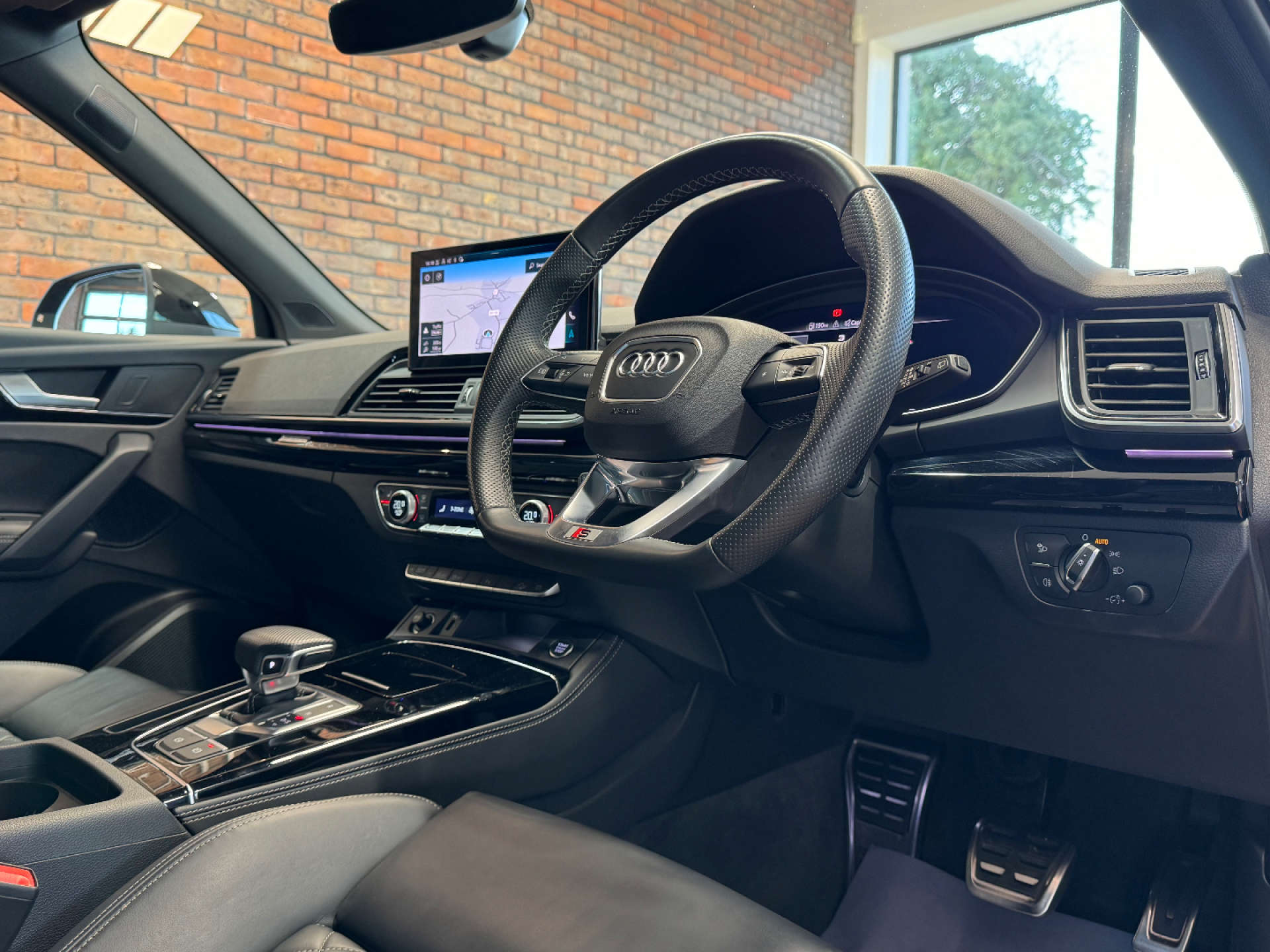 AUDI Q5 2.0 Q5 S Line Edition 1 40 TDI MHEV Quattro Semi-Auto 4WD 5dr #39