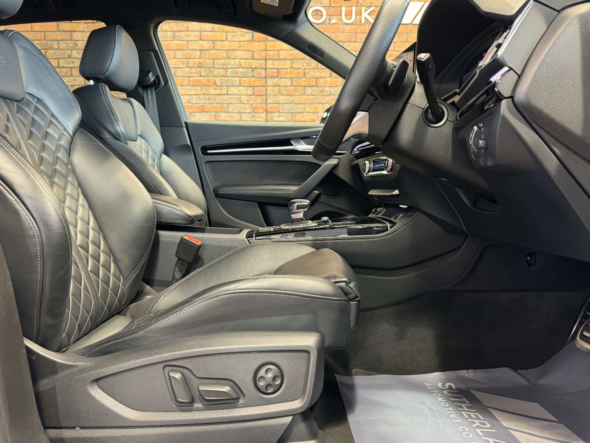 AUDI Q5 2.0 Q5 S Line Edition 1 40 TDI MHEV Quattro Semi-Auto 4WD 5dr #41