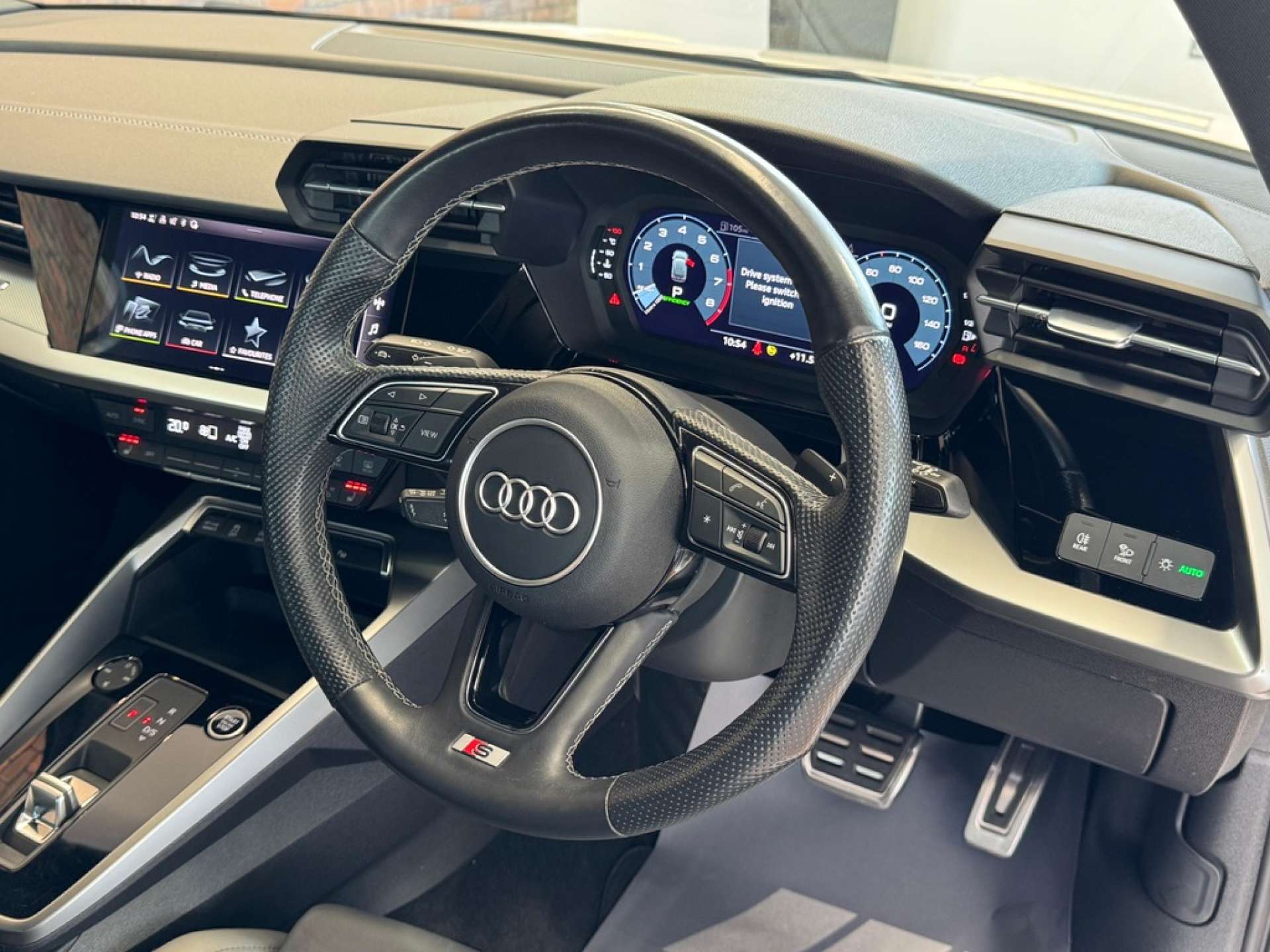 AUDI A3 1.5 A3 Sportback 35 TFSI MHEV S Line Semi-Auto 5dr #66