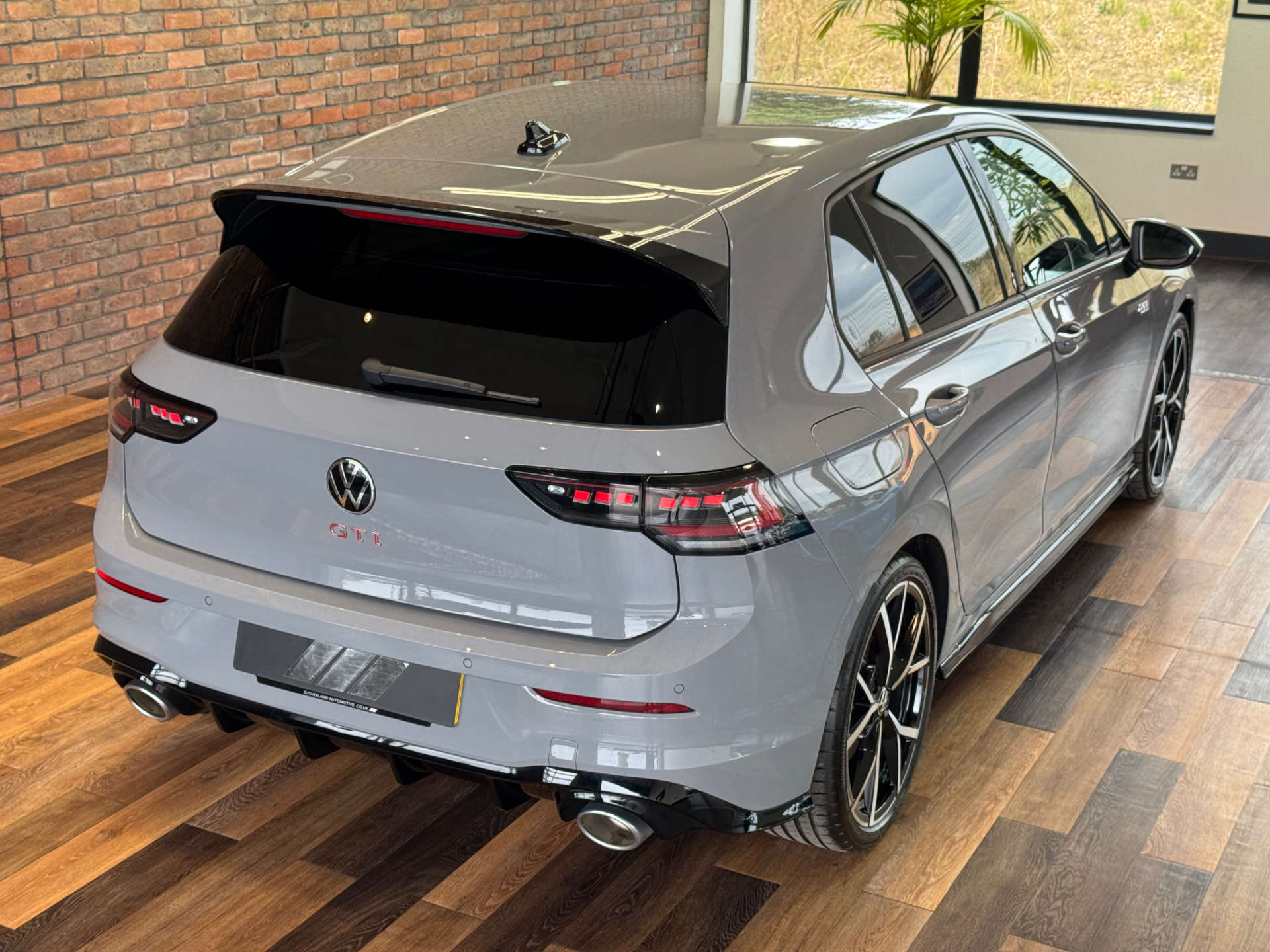 VOLKSWAGEN GOLF 2.0 Golf GTi Clubsport TSi Semi-Auto 5dr #7