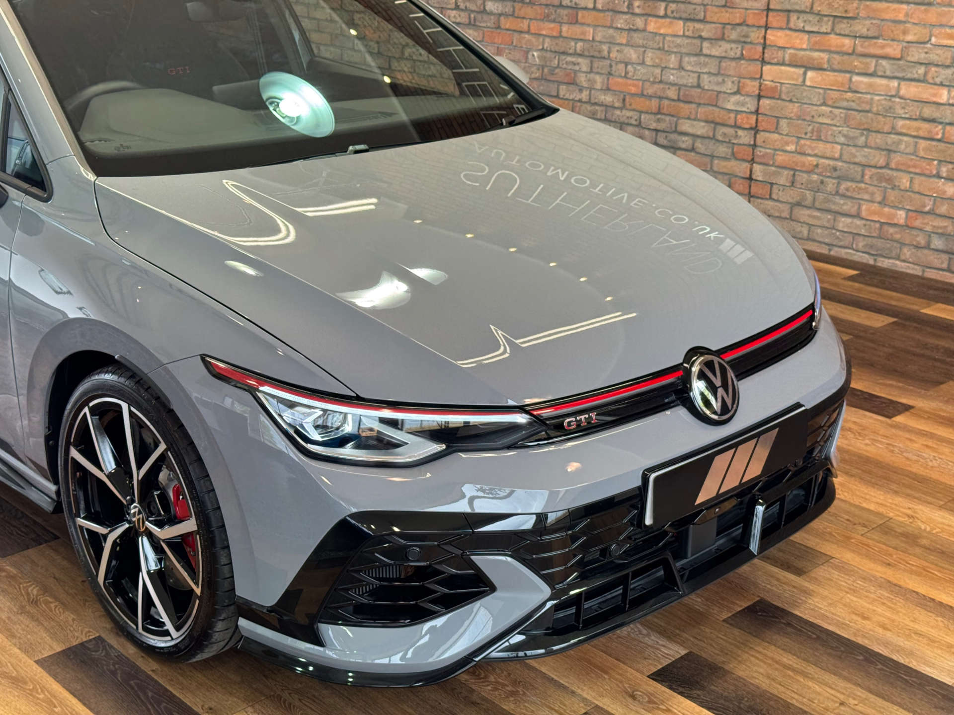 VOLKSWAGEN GOLF 2.0 Golf GTi Clubsport TSi Semi-Auto 5dr #13