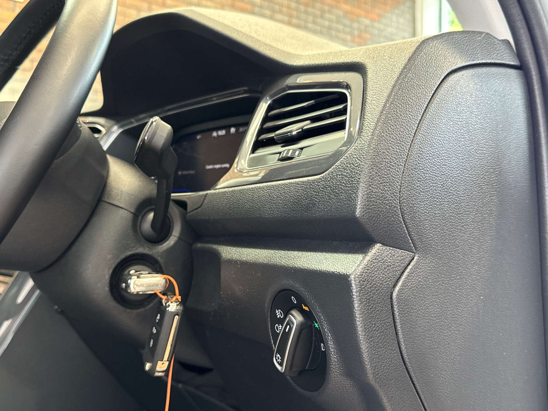 VOLKSWAGEN T-ROC 1.5 T-Roc SEL TSI Evo 5dr #47