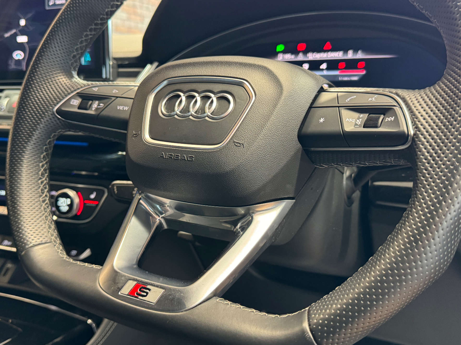 AUDI Q5 2.0 Q5 S Line Edition 1 40 TDI MHEV Quattro Semi-Auto 4WD 5dr #71