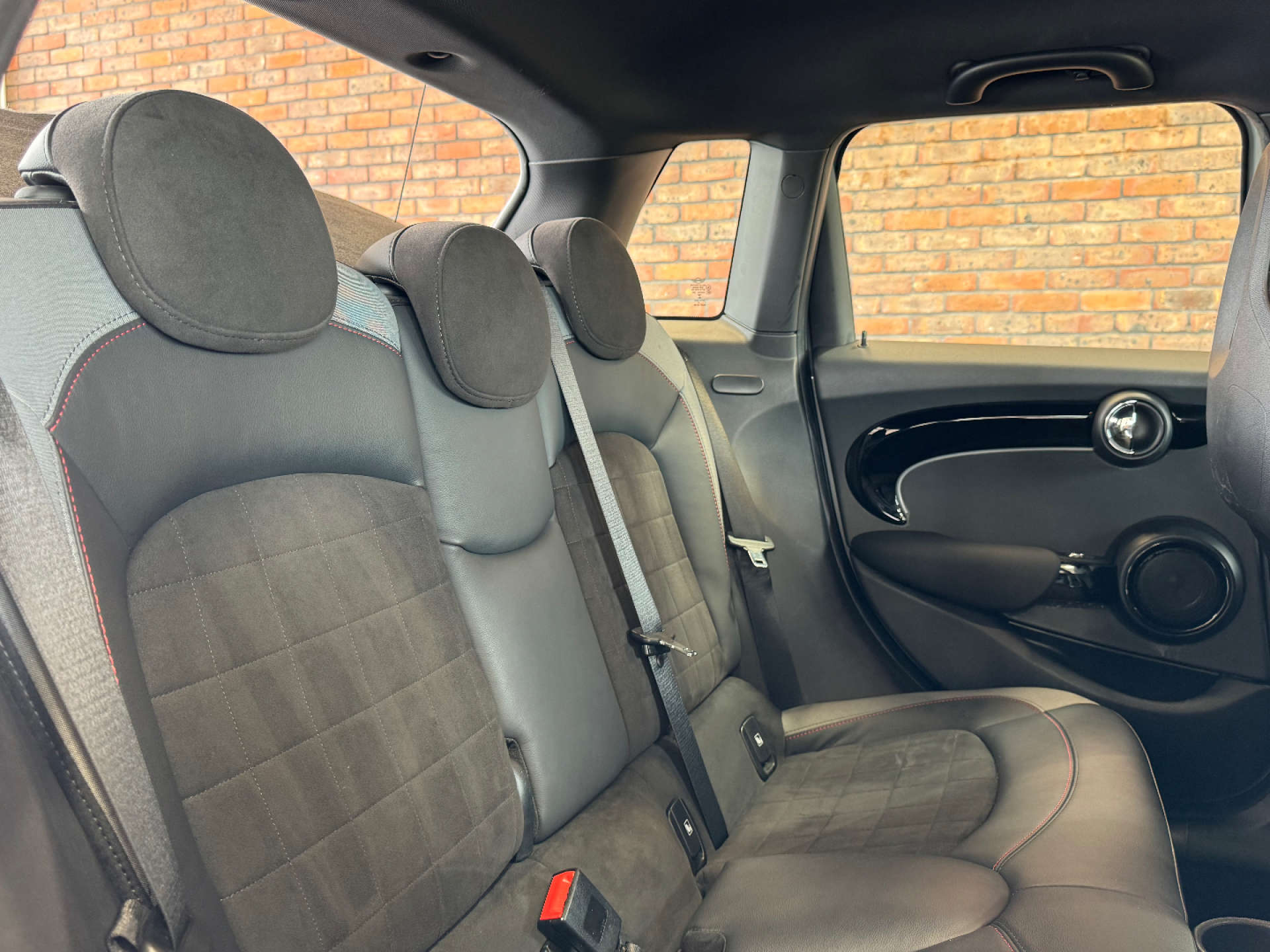 MINI HATCH 2.0 Cooper S Sport 5dr #27