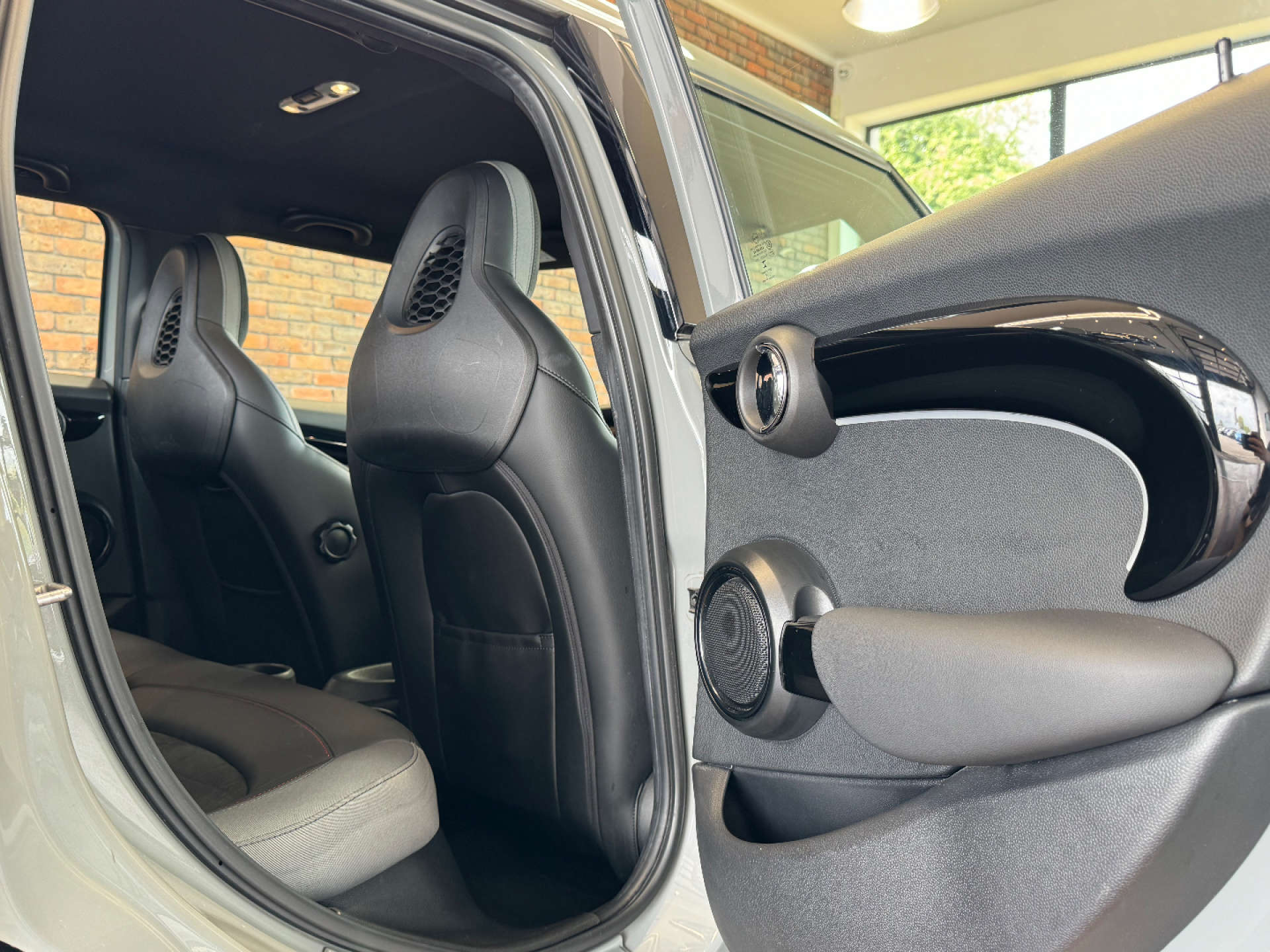 MINI HATCH 2.0 Cooper S Sport 5dr #29