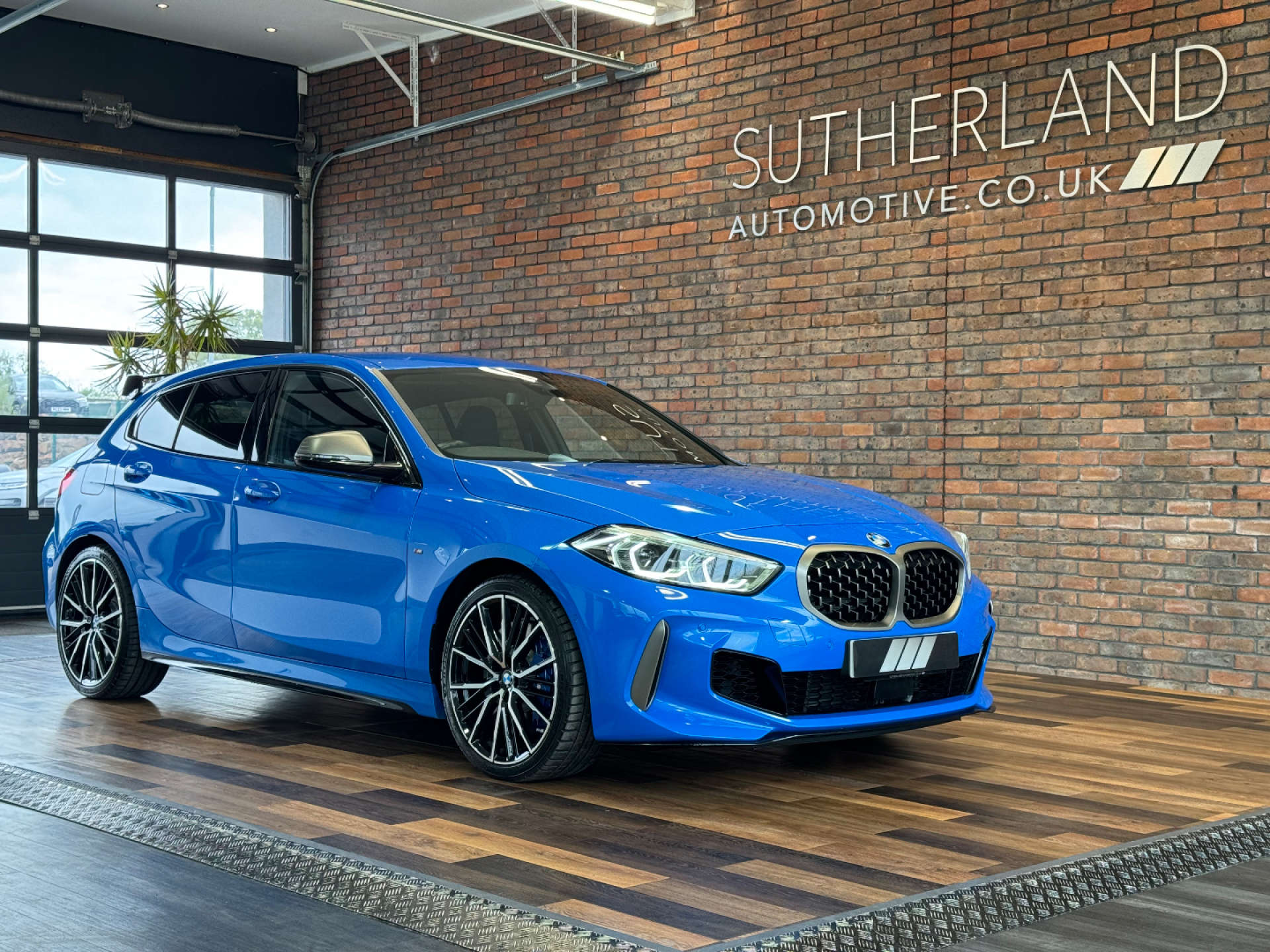BMW 1 SERIES 2.0 M135i xDrive Auto 4WD 5dr #4