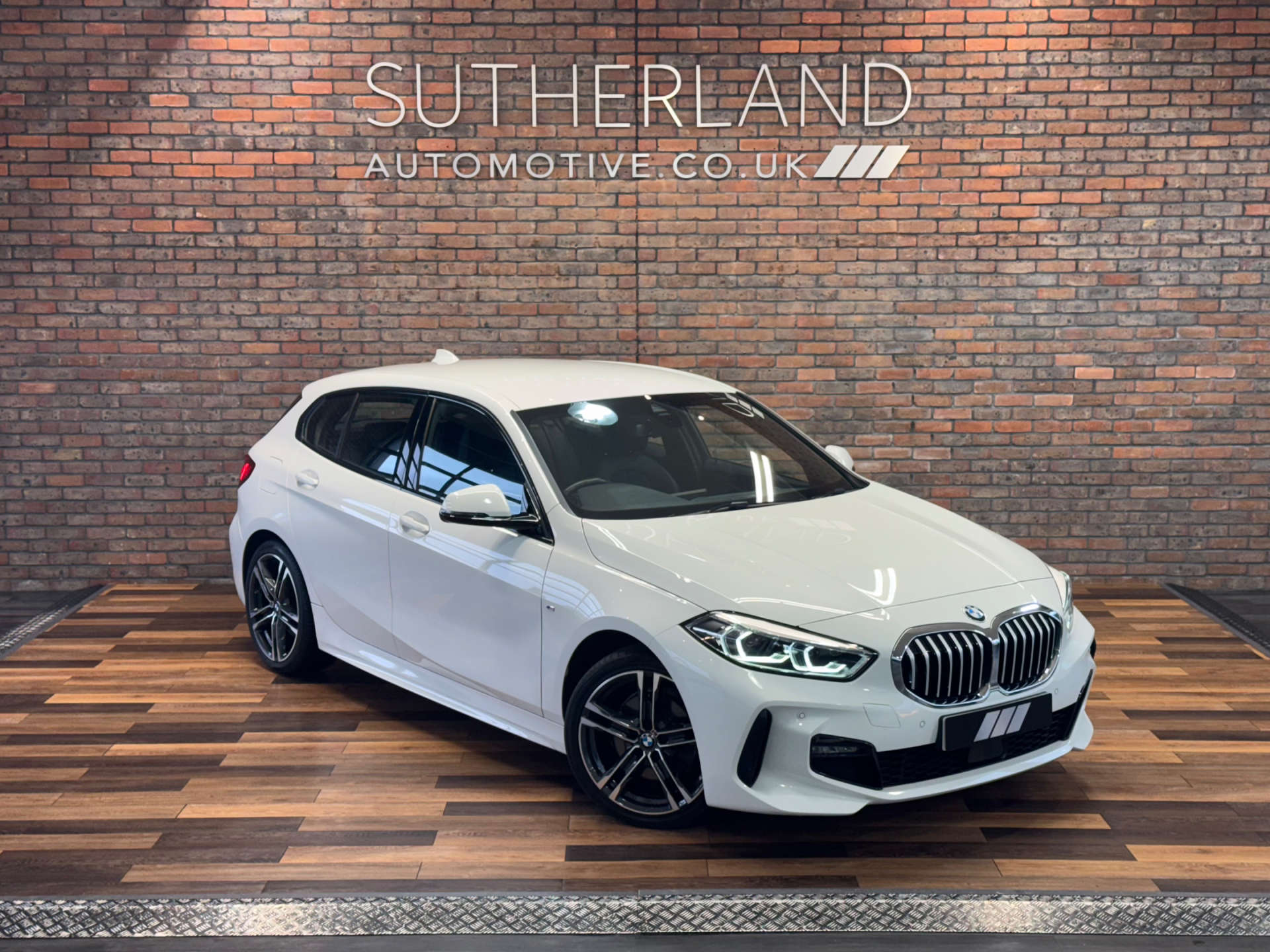 BMW 1 SERIES 1.5 118I M Sport Auto 5dr #1