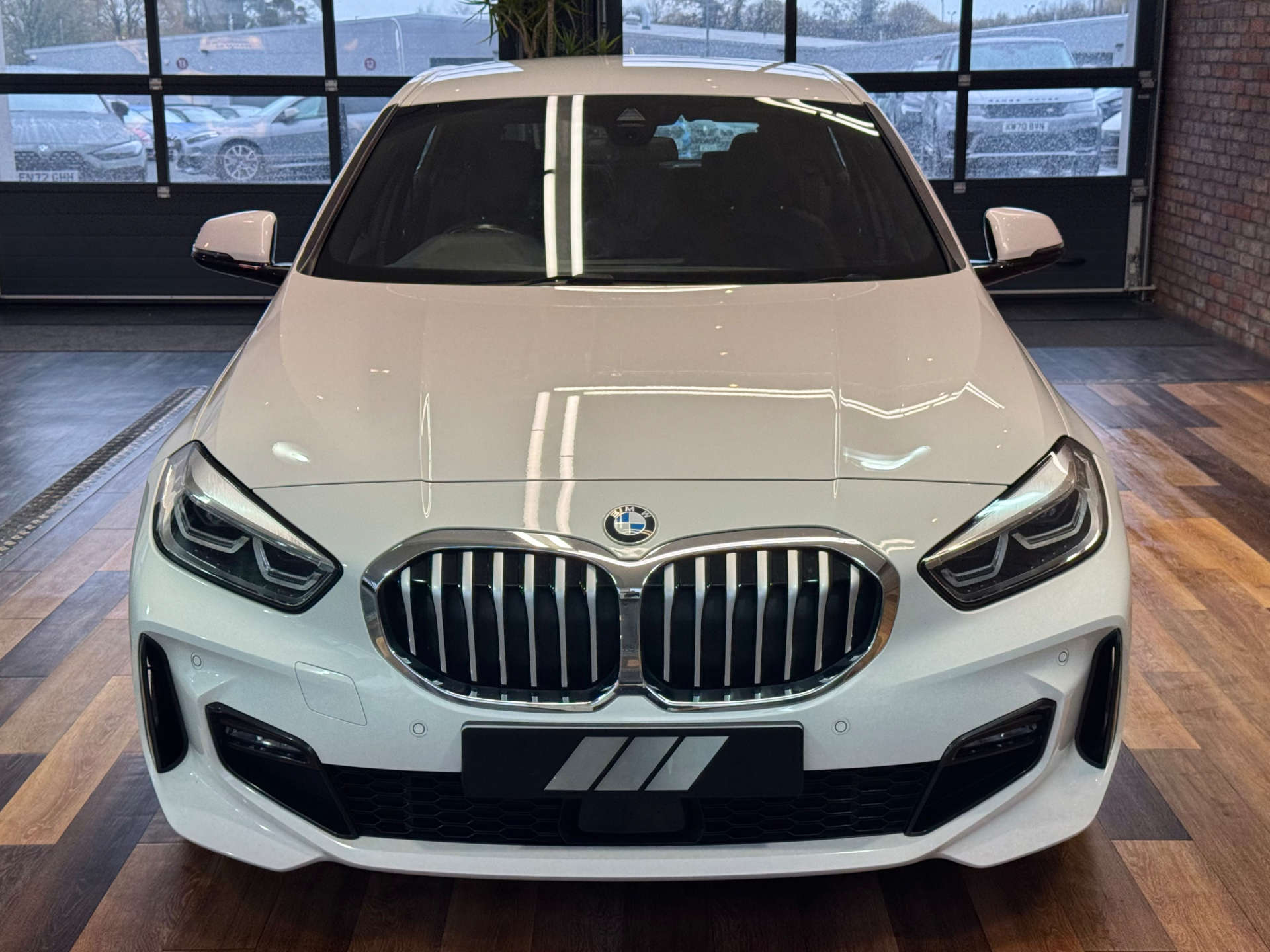 BMW 1 SERIES 1.5 118I M Sport Auto 5dr #8