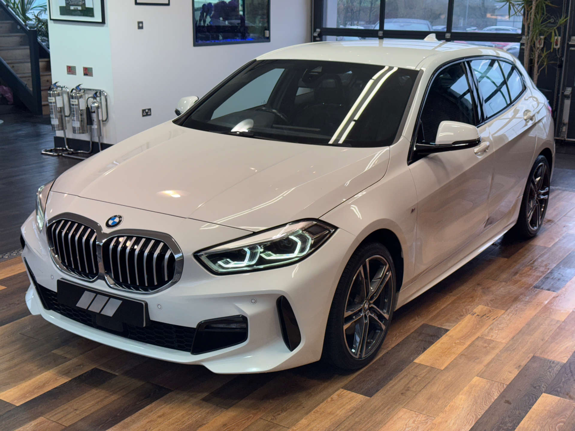 BMW 1 SERIES 1.5 118I M Sport Auto 5dr #9