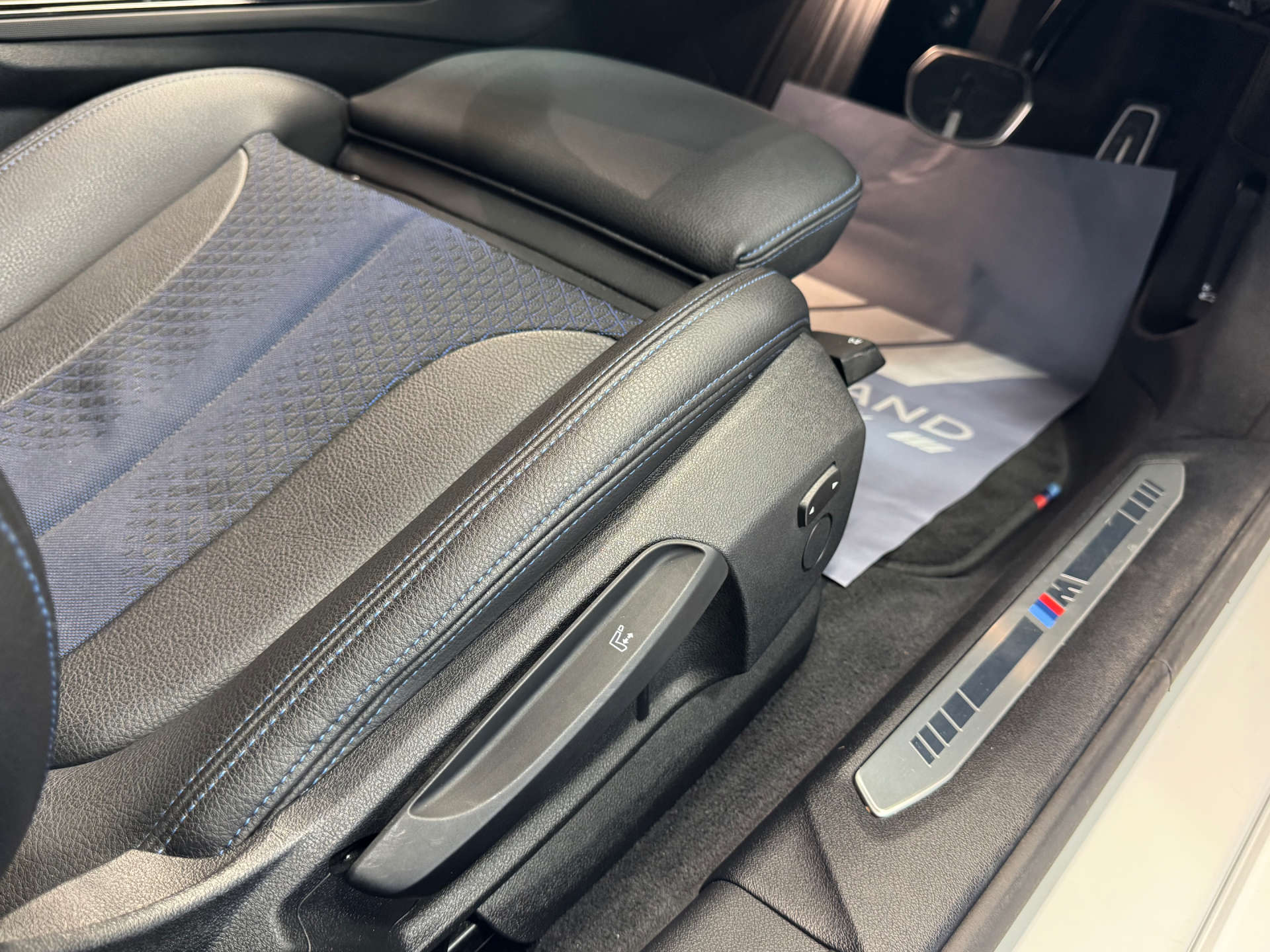 BMW 1 SERIES 1.5 118I M Sport Auto 5dr #25