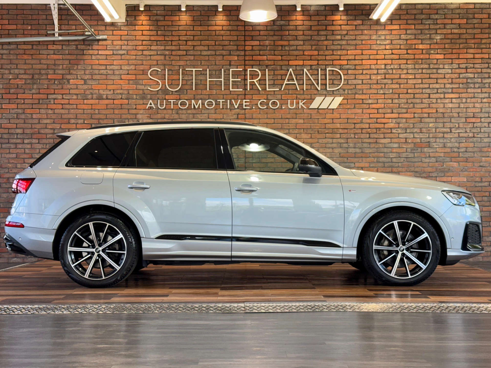 AUDI Q7 3.0 Q7 Black Edition 50 TDI MHEV Quattro Auto 4WD 5dr #2