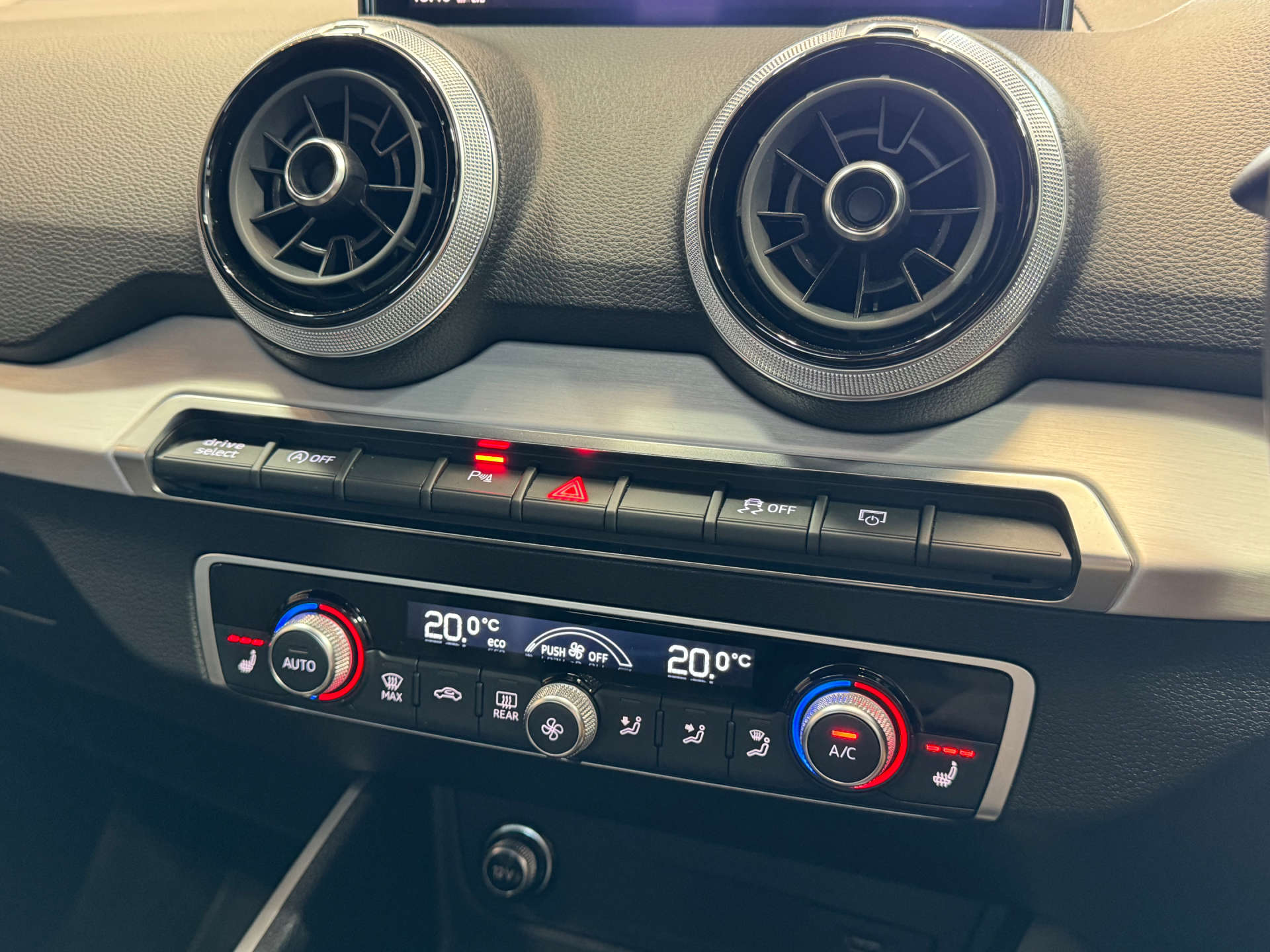 AUDI Q2 1.5 Q2 Black Edition 35 TFSI Semi-Auto 5dr #42