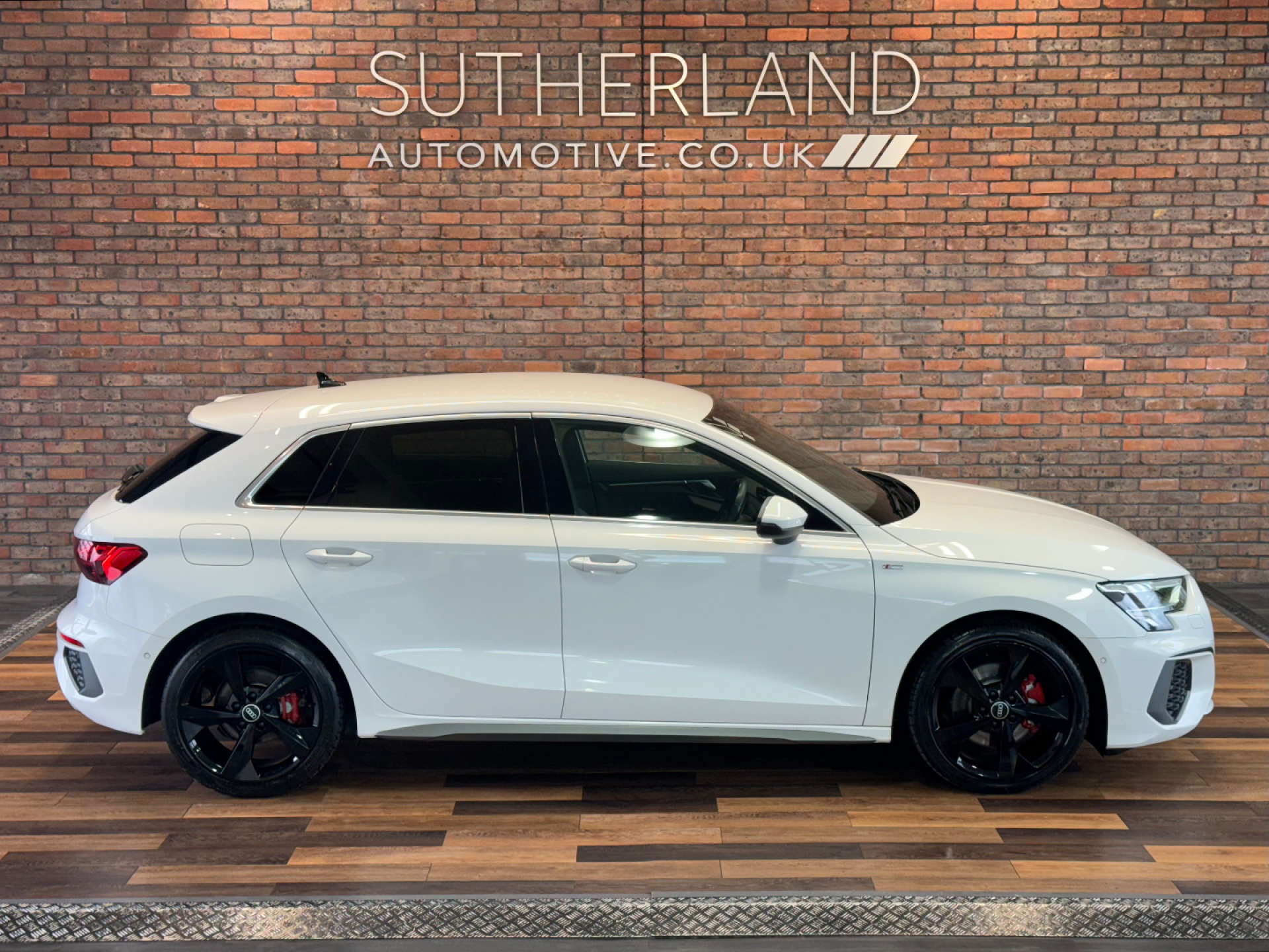 AUDI A3 1.5 A3 Sportback 35 TFSI MHEV S Line Semi-Auto 5dr #3
