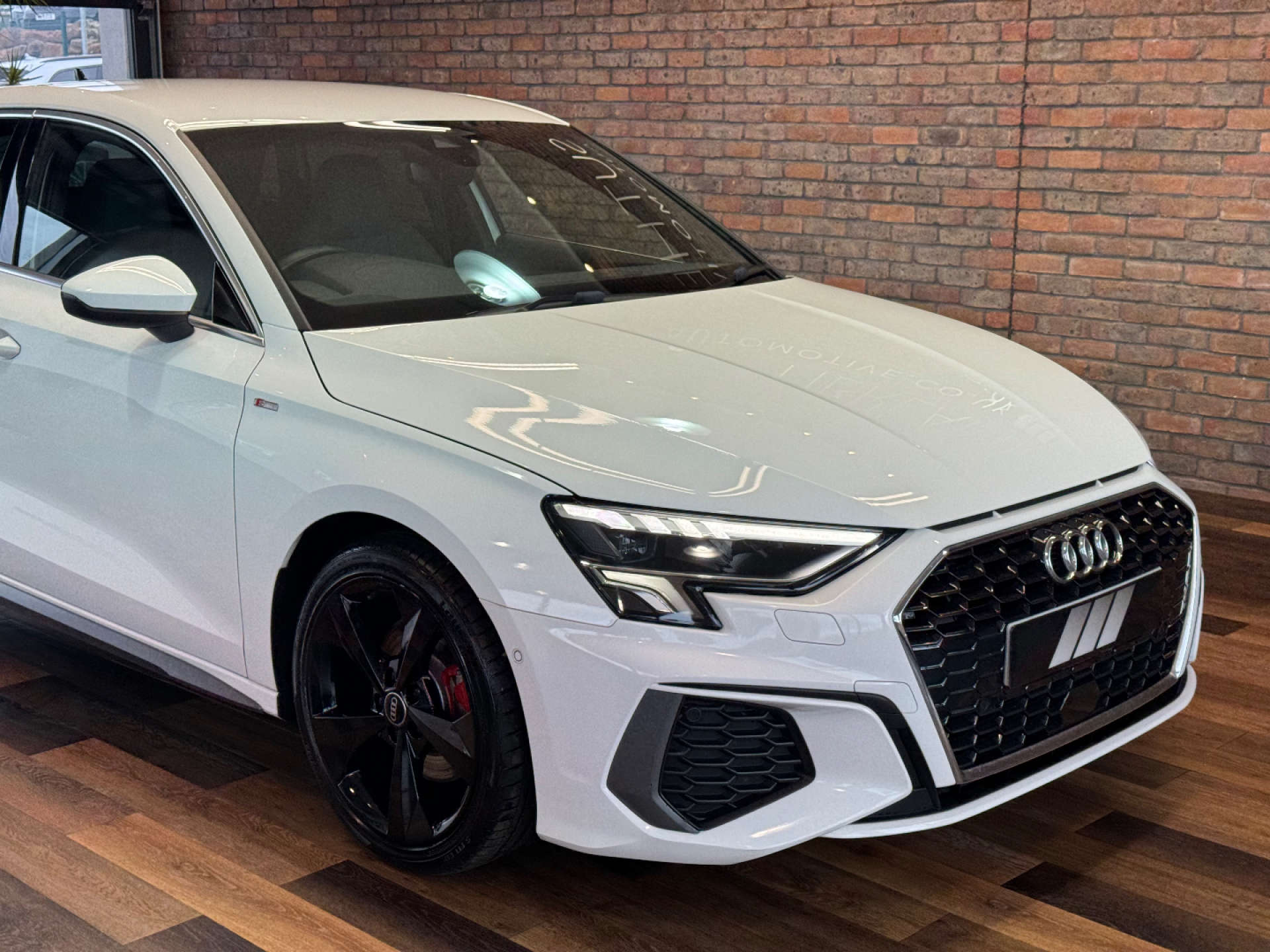AUDI A3 1.5 A3 Sportback 35 TFSI MHEV S Line Semi-Auto 5dr #14