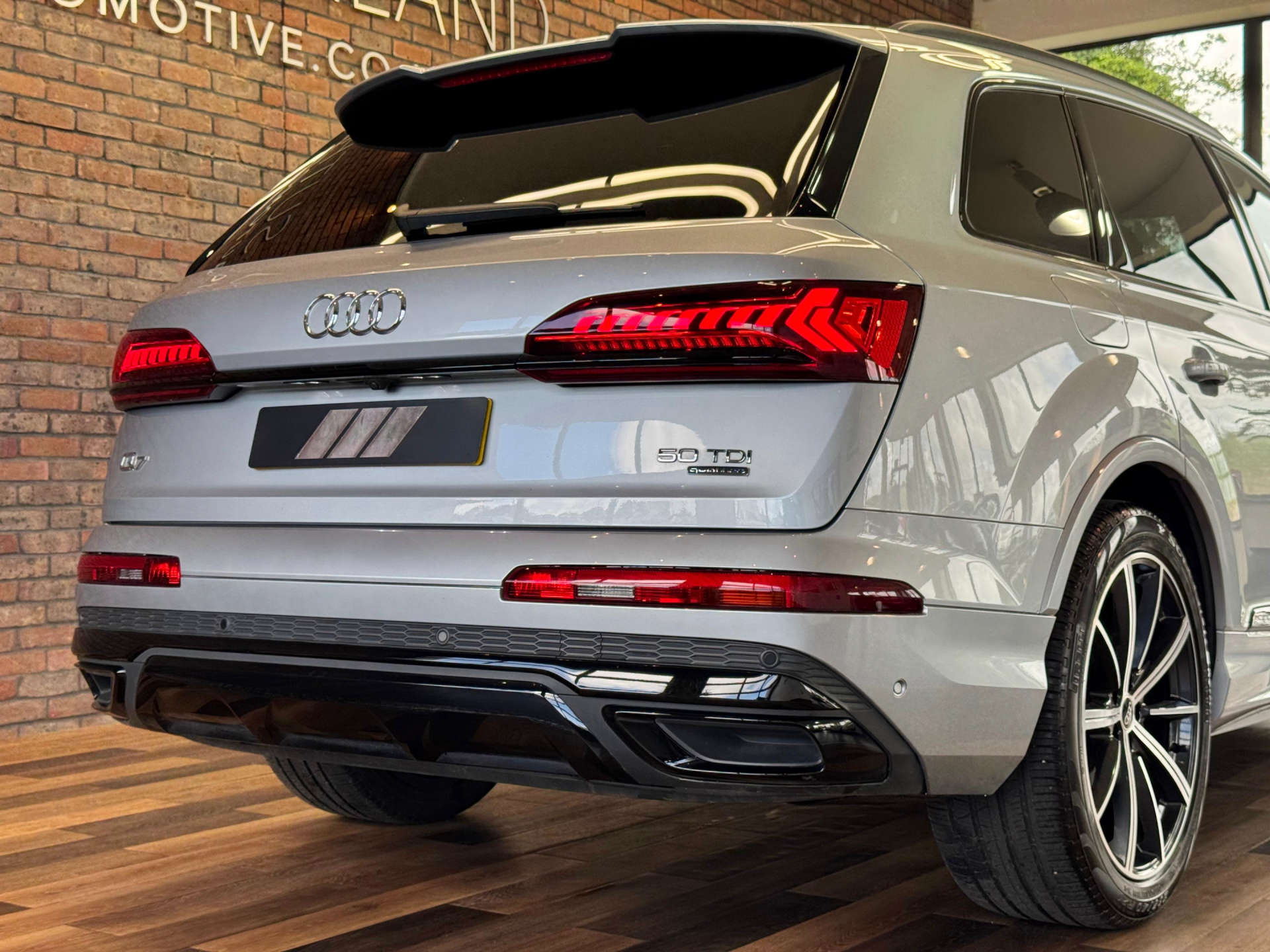 AUDI Q7 3.0 Q7 Black Edition 50 TDI MHEV Quattro Auto 4WD 5dr #19