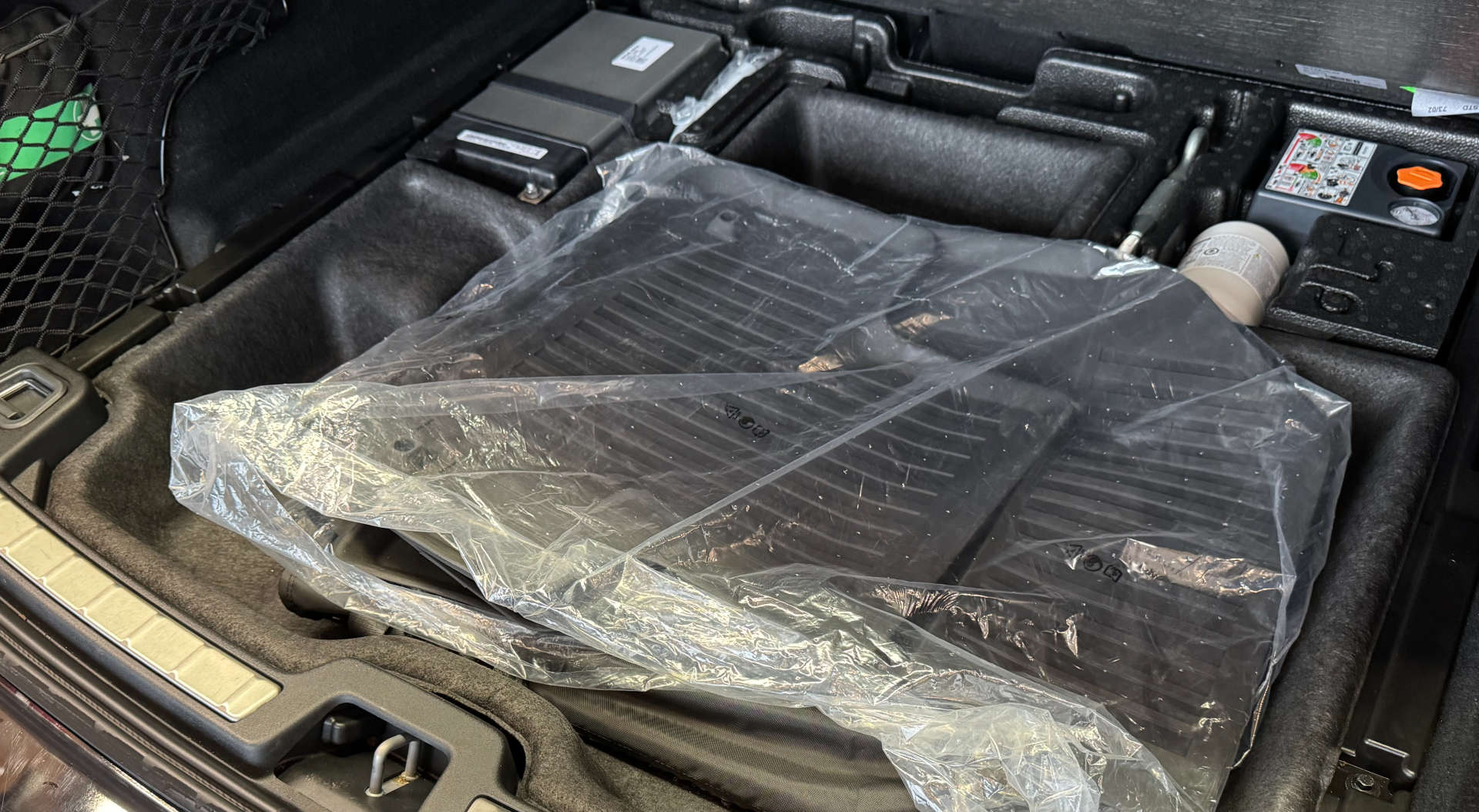 VOLVO XC60 2.0 XC60 + B4 MHEV AWD Auto 4WD 5dr #25