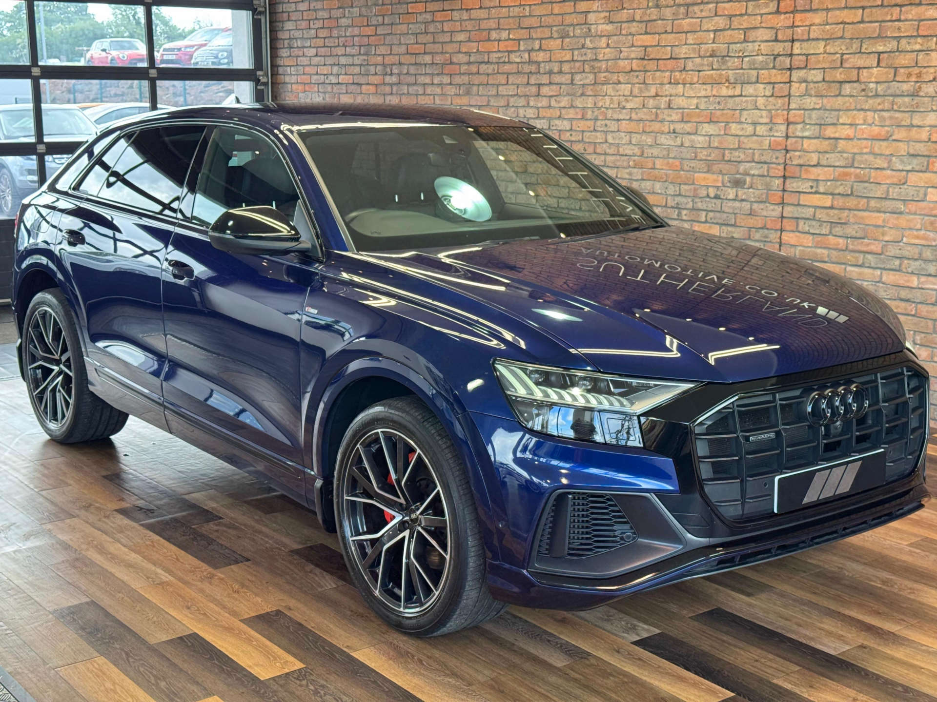AUDI Q8 3.0 Q8 Black Edition 55 TFSI MHEV Quattro Auto 4WD 5dr #4
