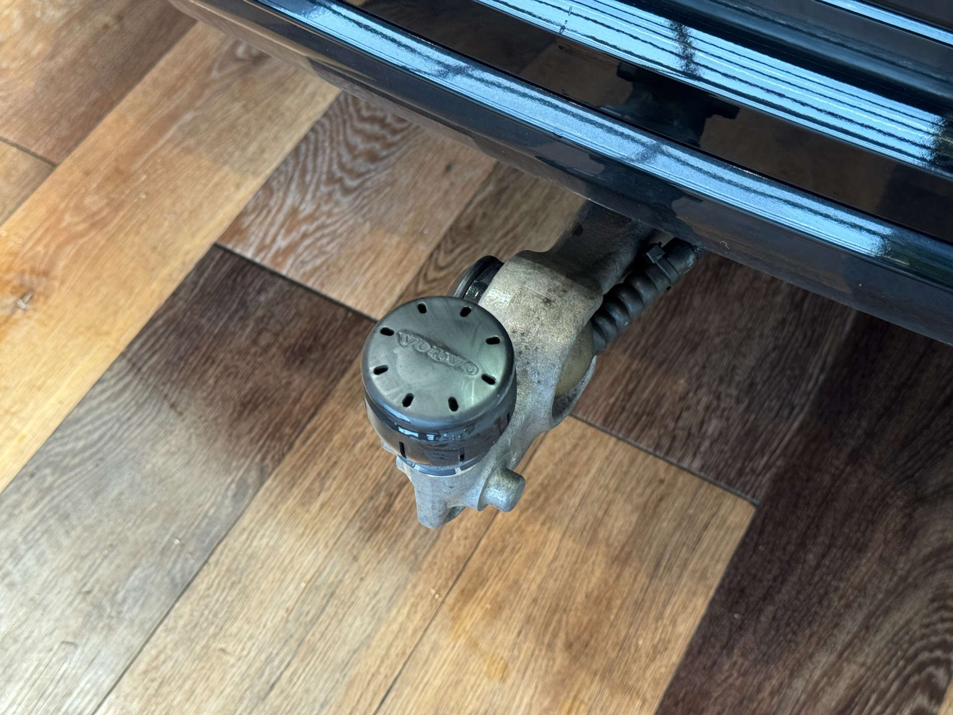 VOLVO XC60 2.0 XC60 + B4 MHEV AWD Auto 4WD 5dr #27